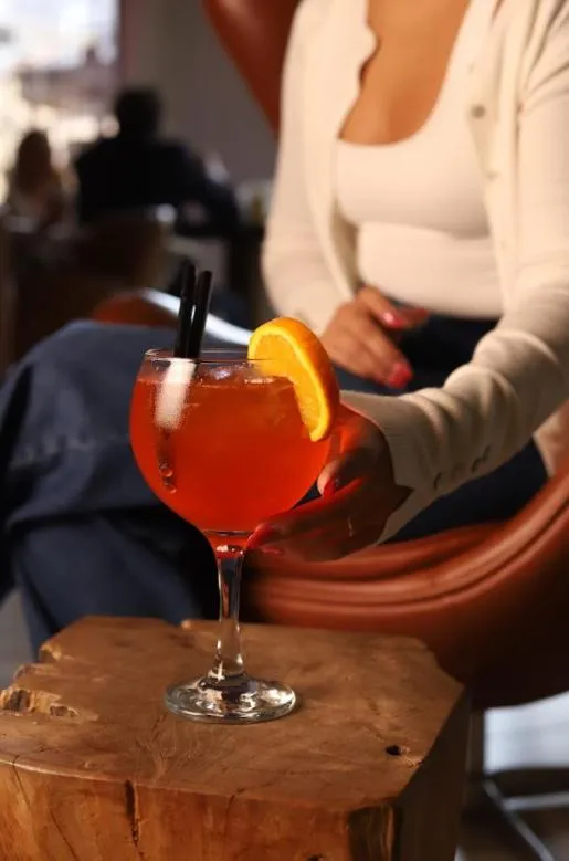 Restaurant/places to eat in New Hotel Colon