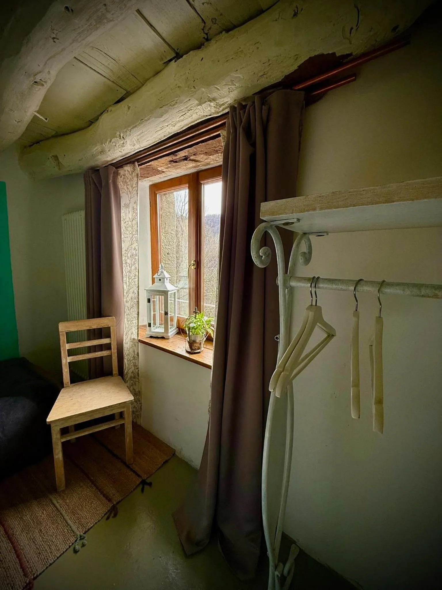 Photo of the whole room in Viandanti, Artisti e Sognatori