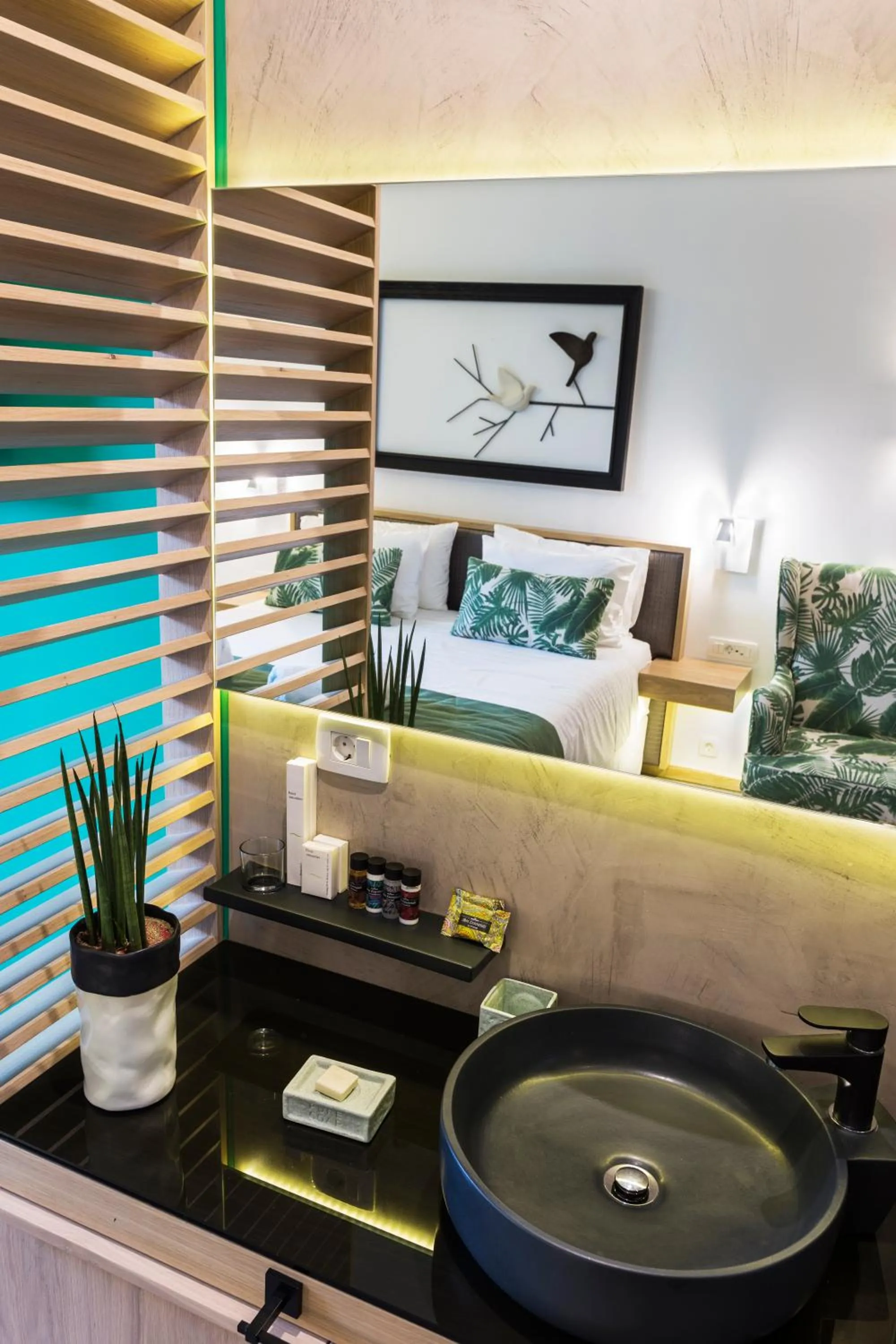 Area and facilities, Bed in Kalamaki Luxury Suites