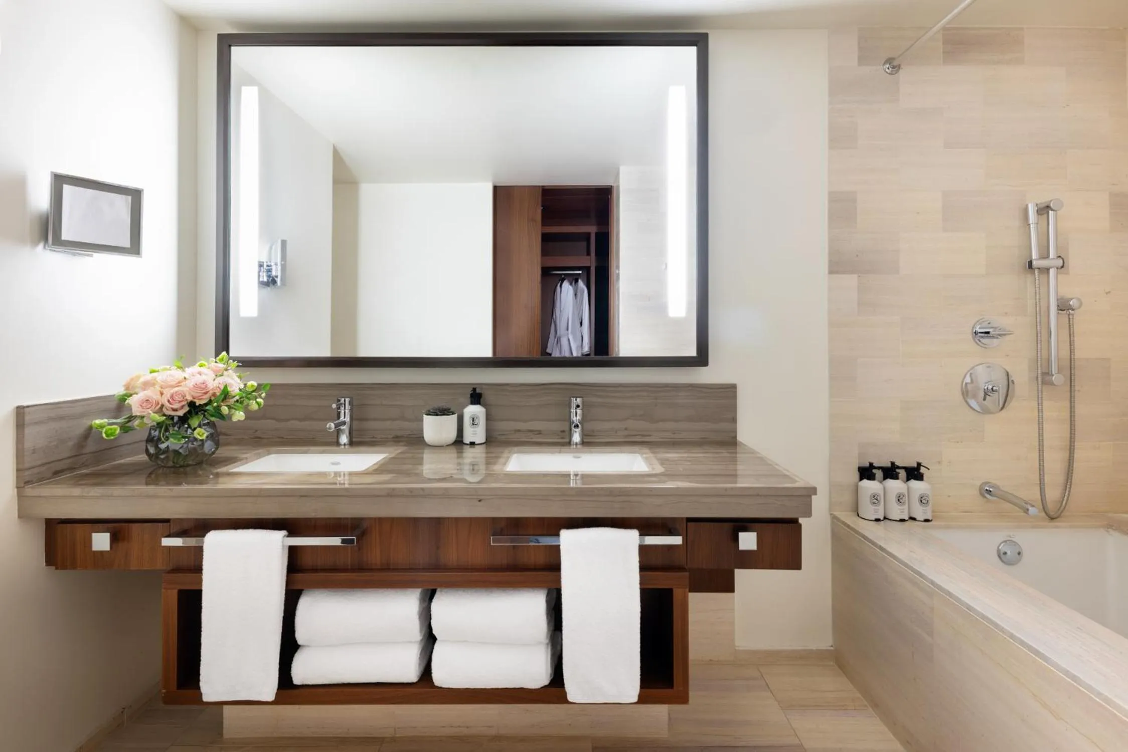 Bathroom in The Langham, New York, Fifth Avenue