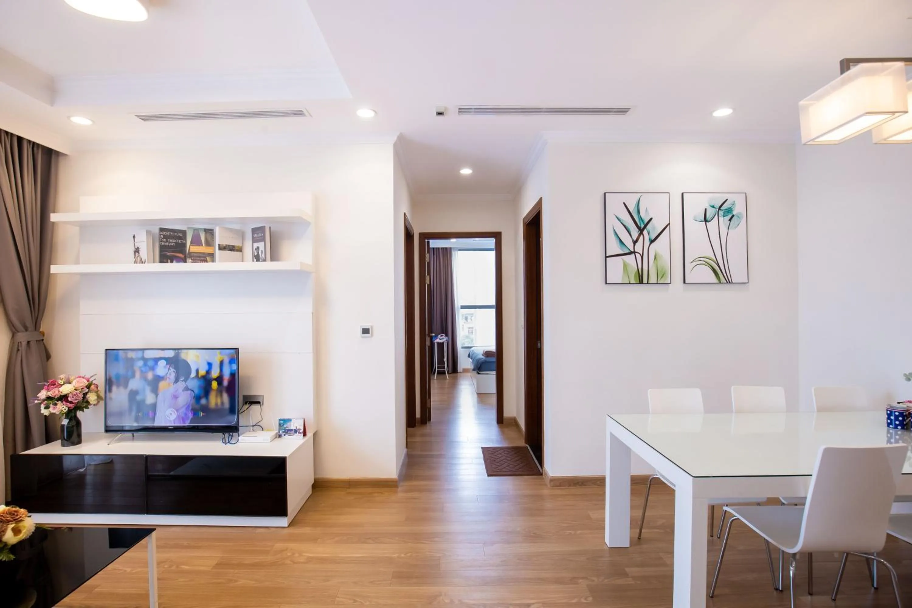 Communal lounge/ TV room in Full House Times City