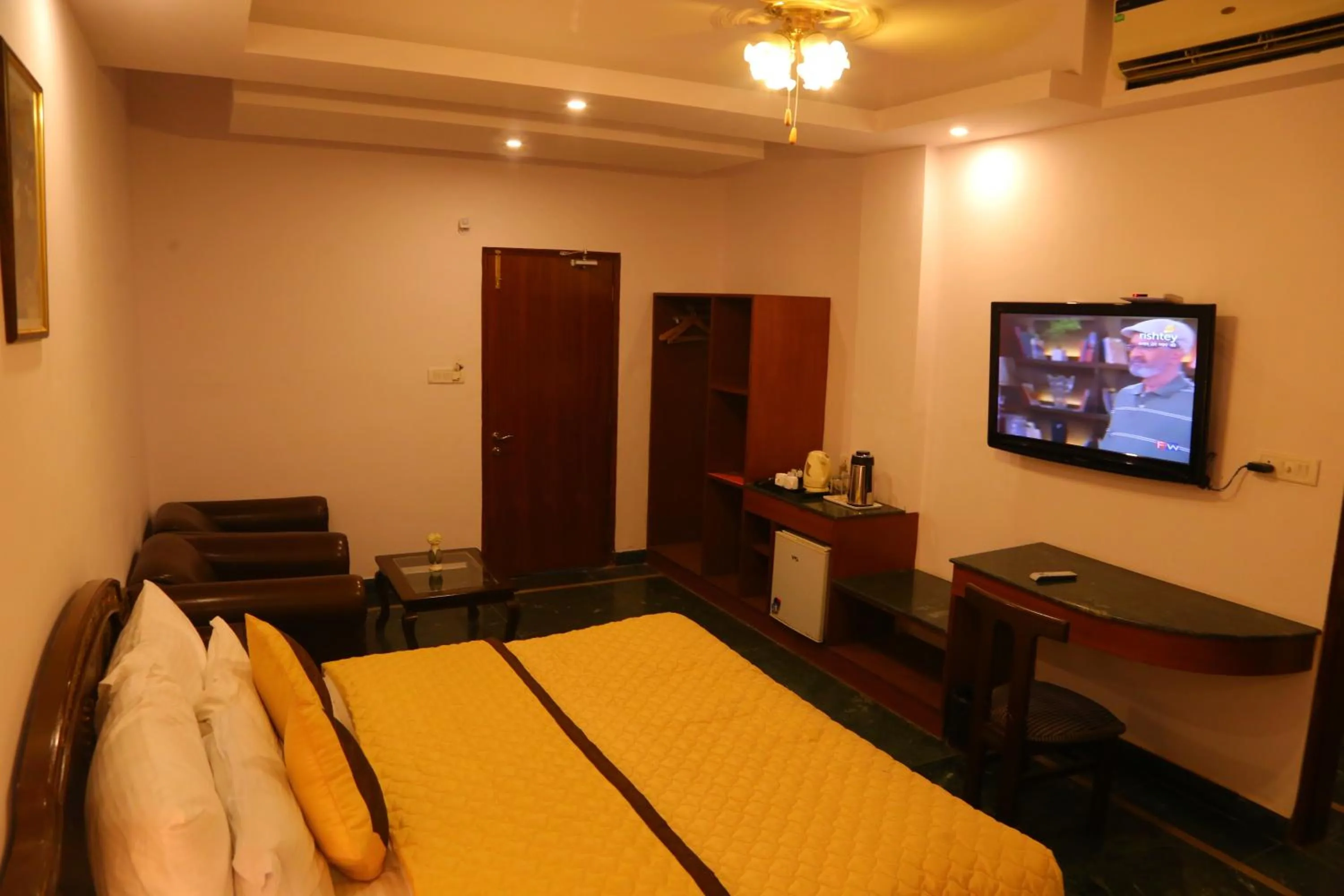 Bedroom, Bed in Magsons Resorts