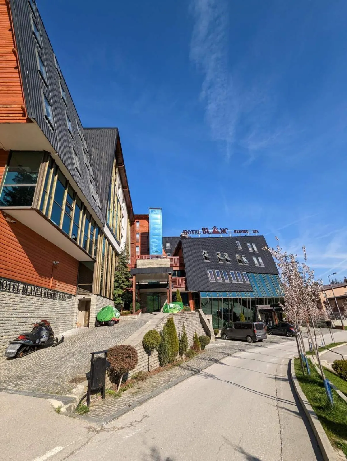 Property building in Hotel Blanca Resort & Spa