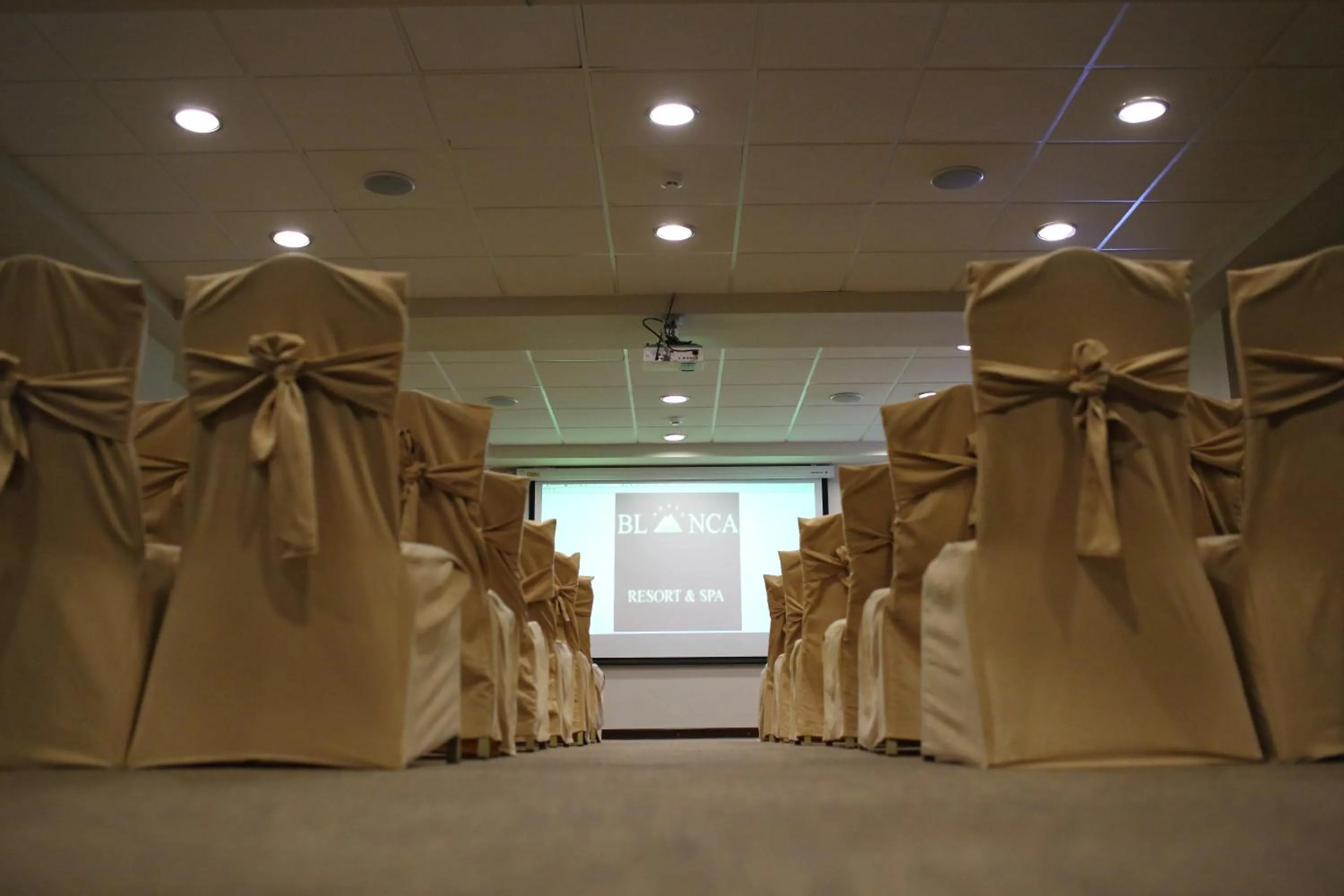 Meeting/conference room in Hotel Blanca Resort & Spa