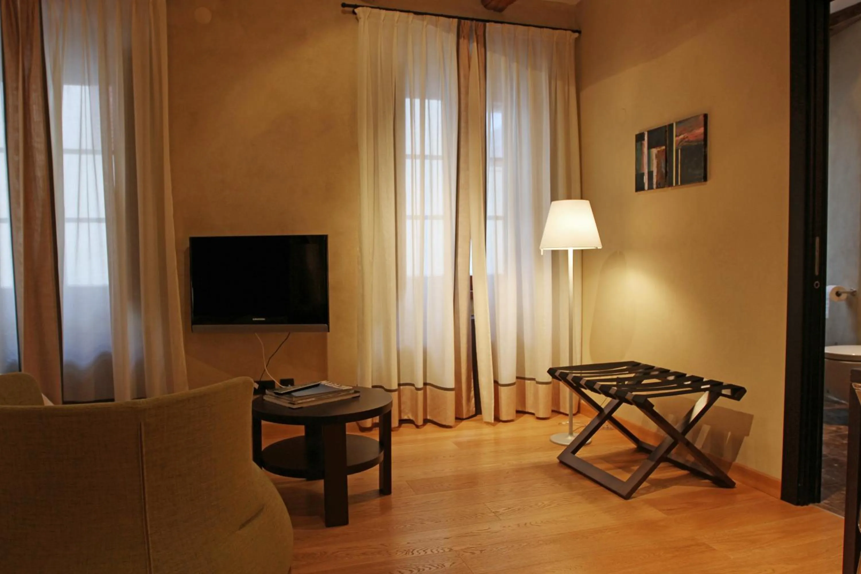 TV and multimedia in Heritage Hotel Kukuriku