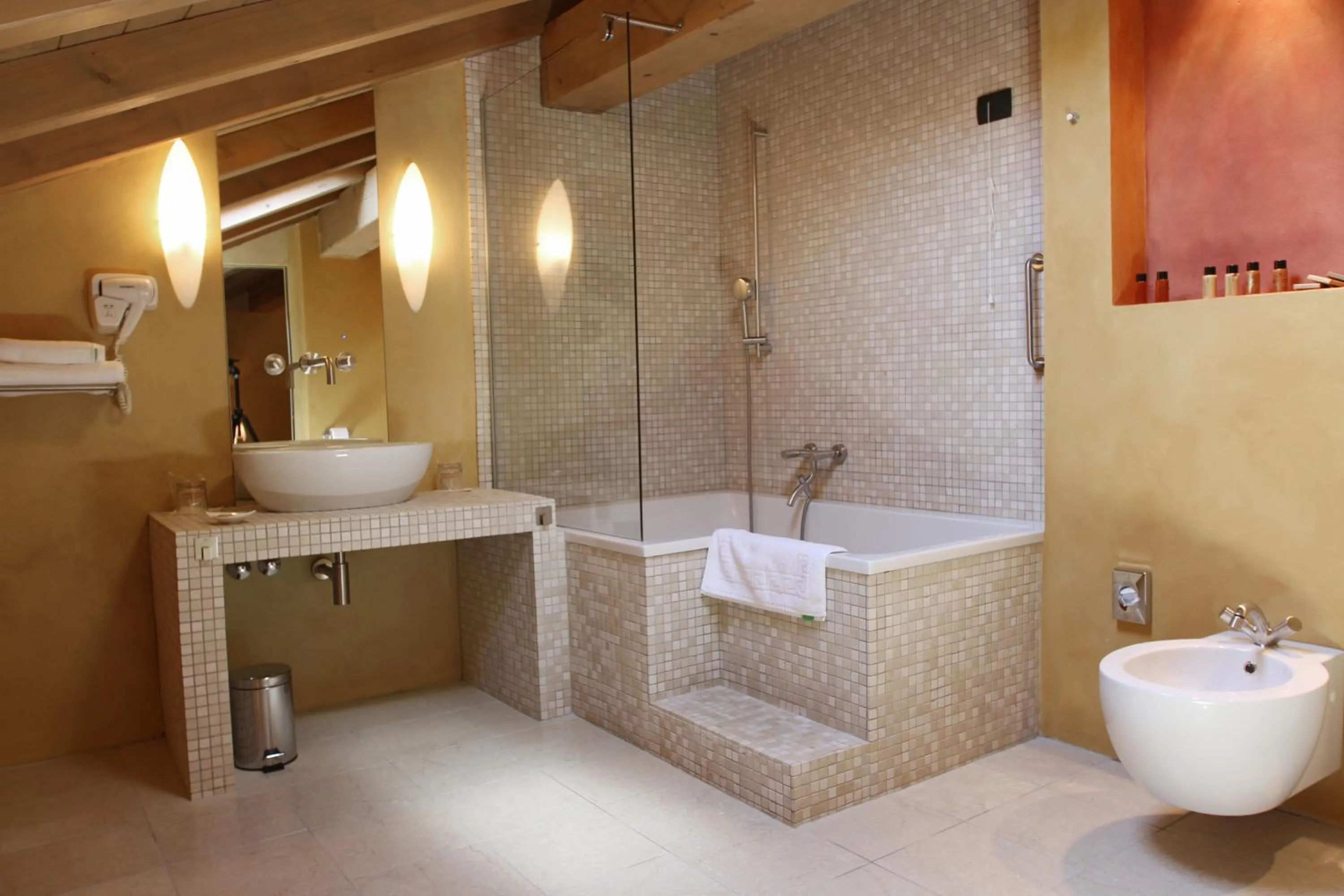 Shower in Heritage Hotel Kukuriku