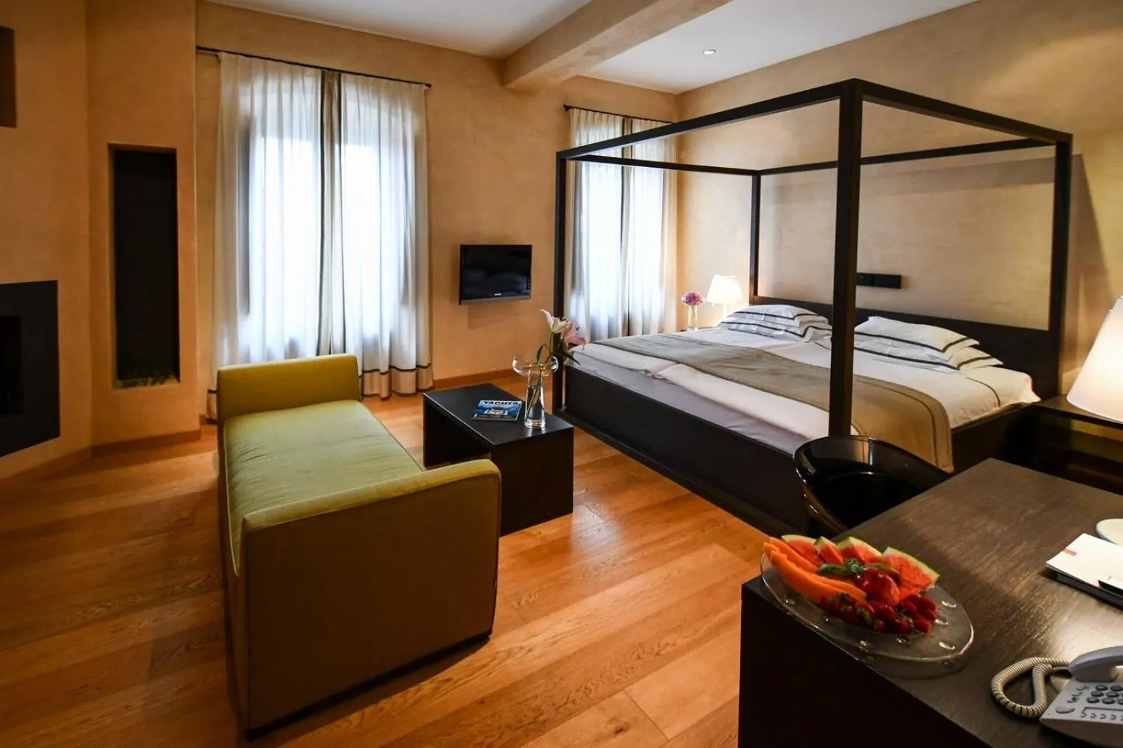 Bed in Heritage Hotel Kukuriku