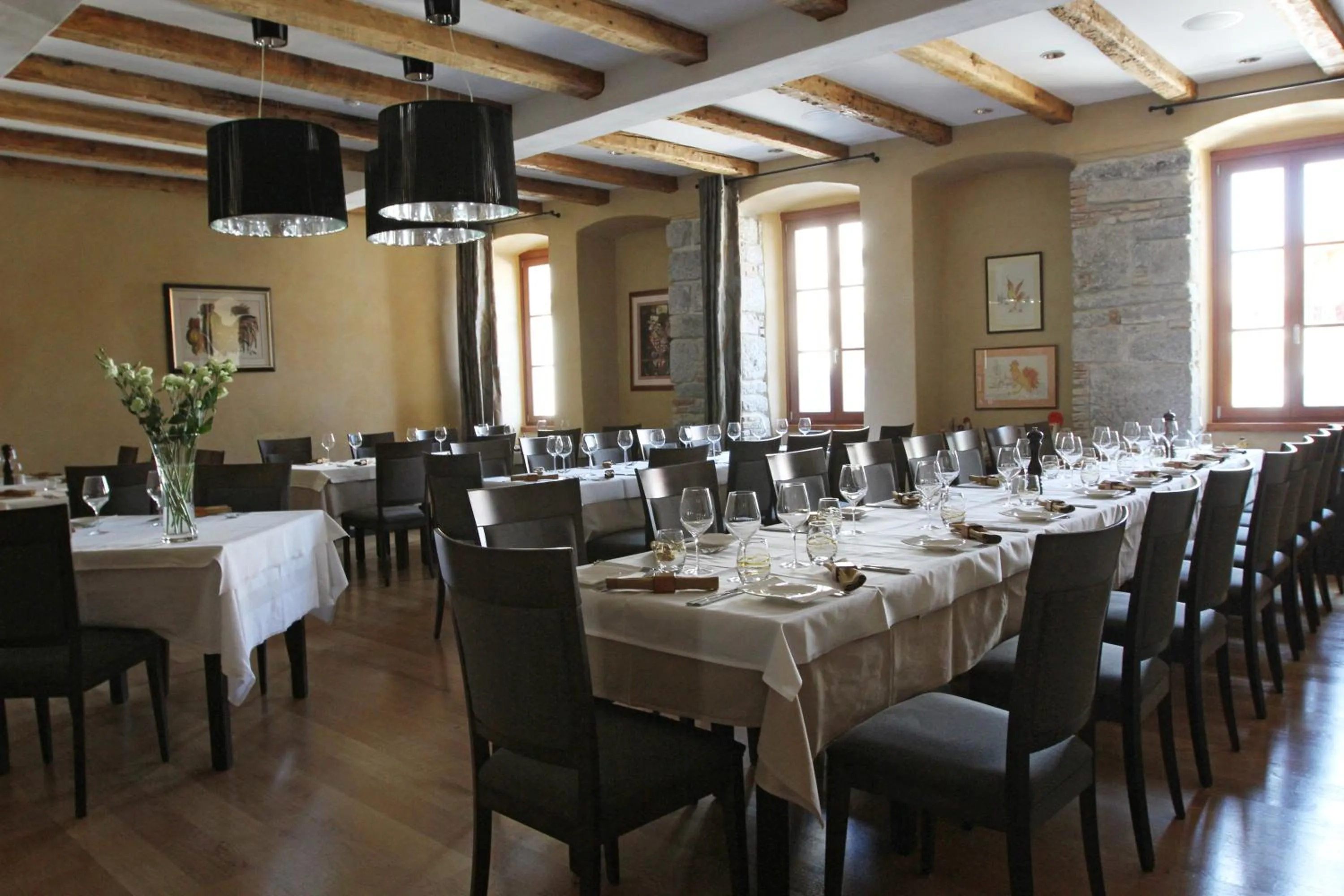 Restaurant/places to eat in Heritage Hotel Kukuriku