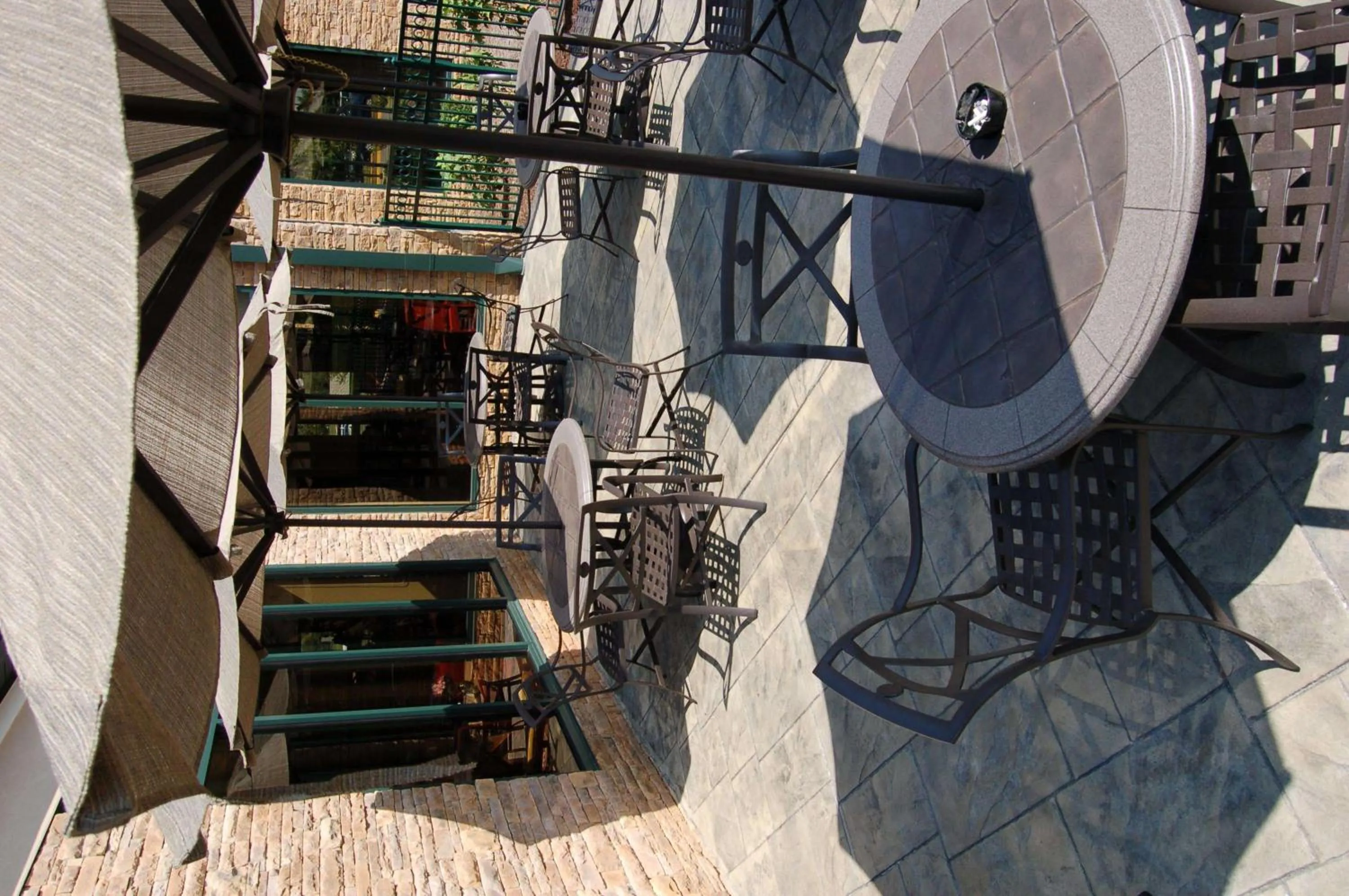 Property building in Hilton Garden Inn Bowling Green