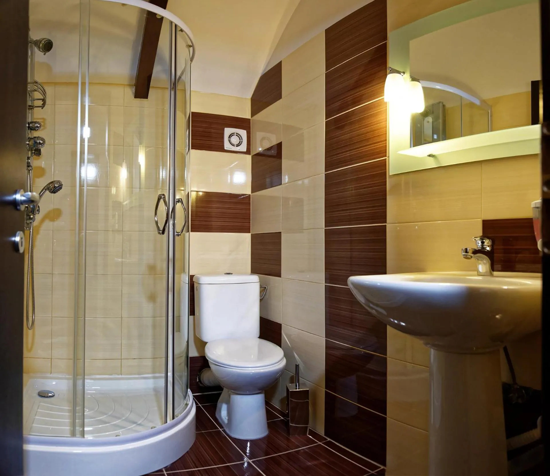 Bathroom in Hotel boutique Garden Resort by Brancoveanu