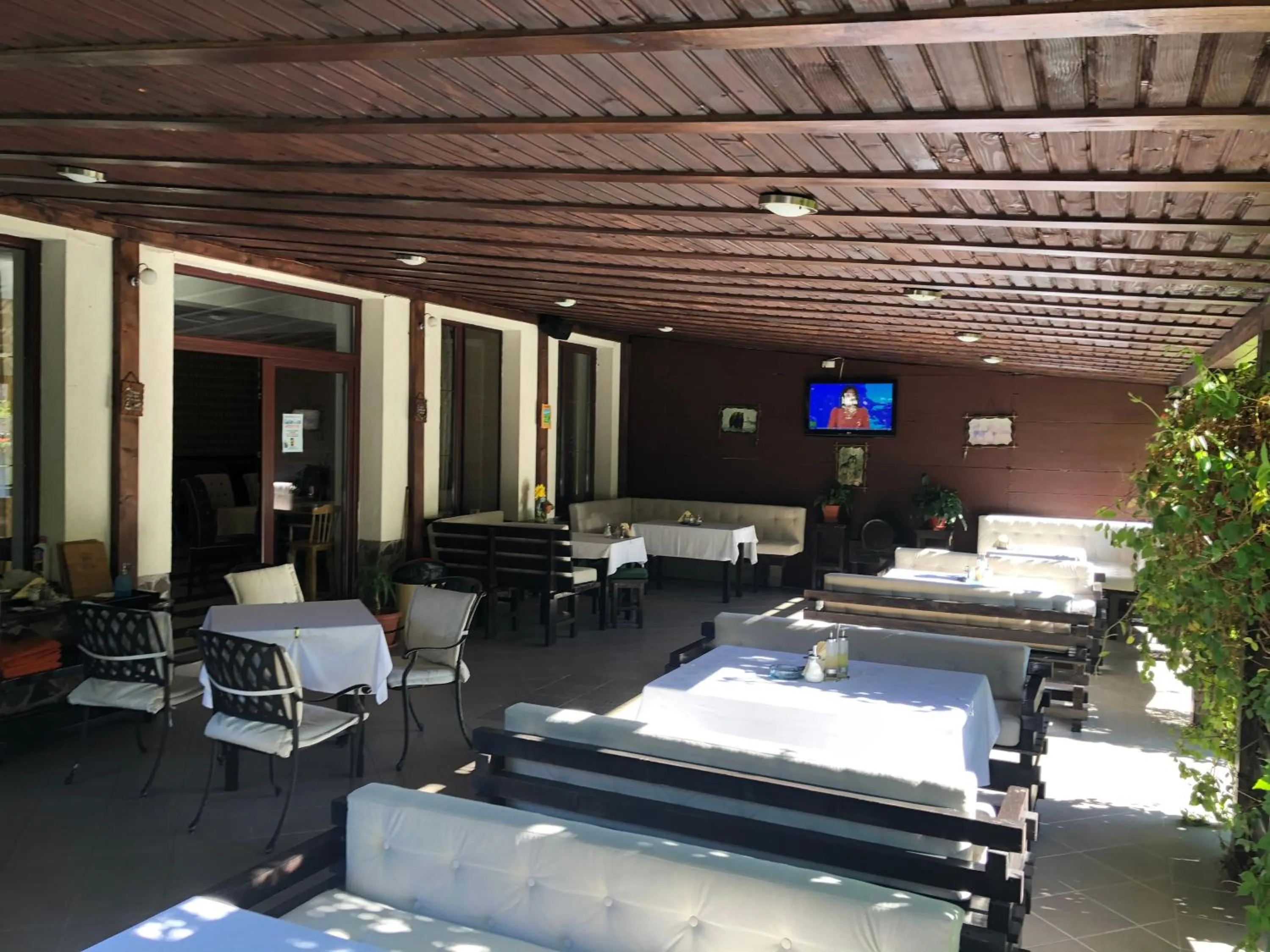 Summer in Hotel boutique Garden Resort by Brancoveanu