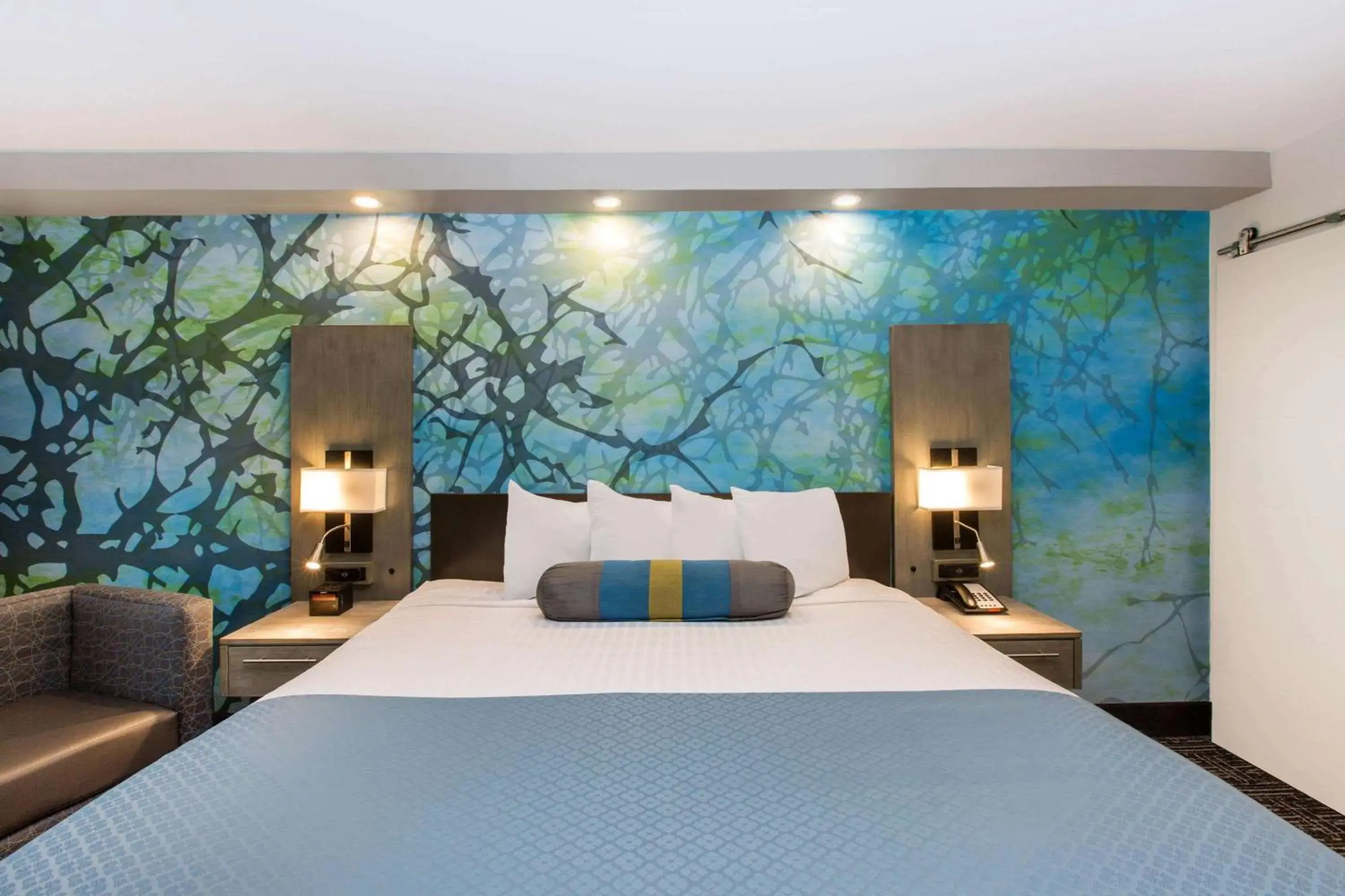 Photo of the whole room, Bed in Wingate by Wyndham Goodlettsville Photo of the whole room, Bed in Wingate by Wyndham Goodlettsville