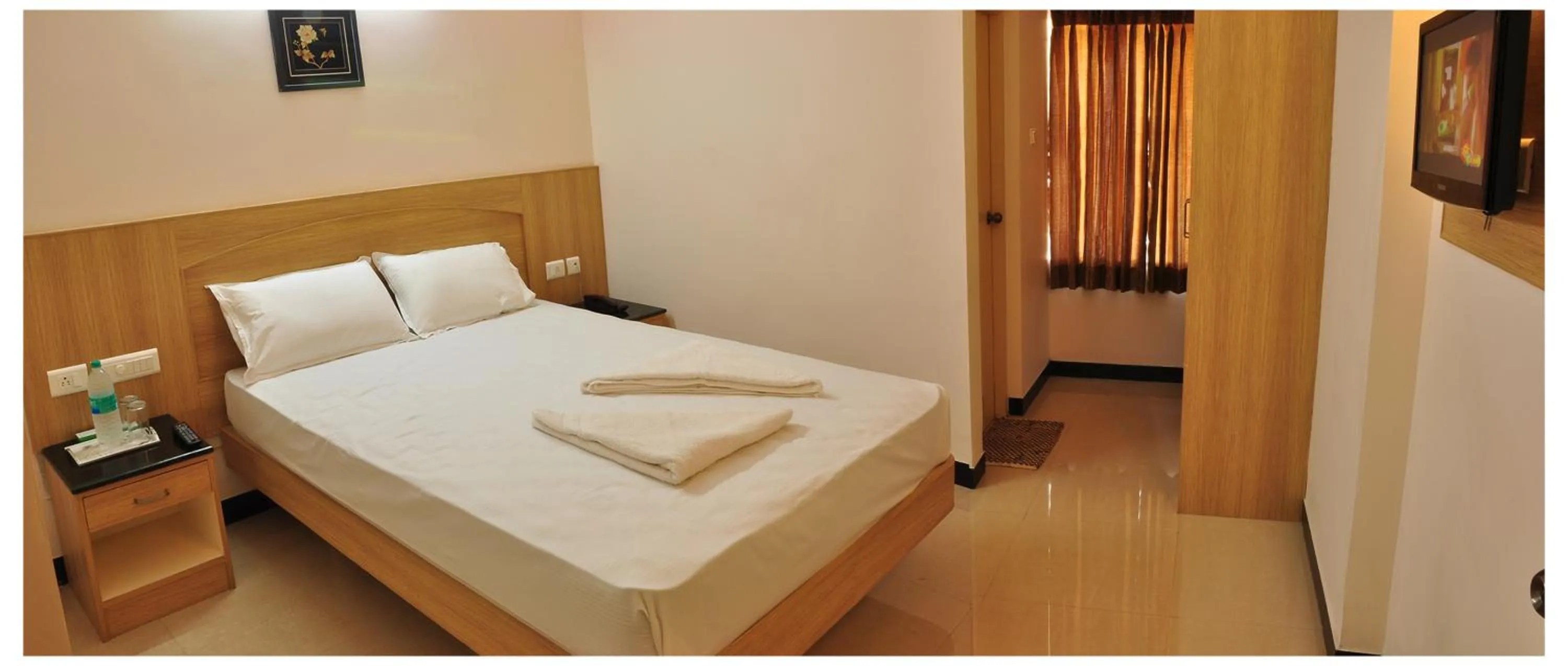 Bed in SK Residency