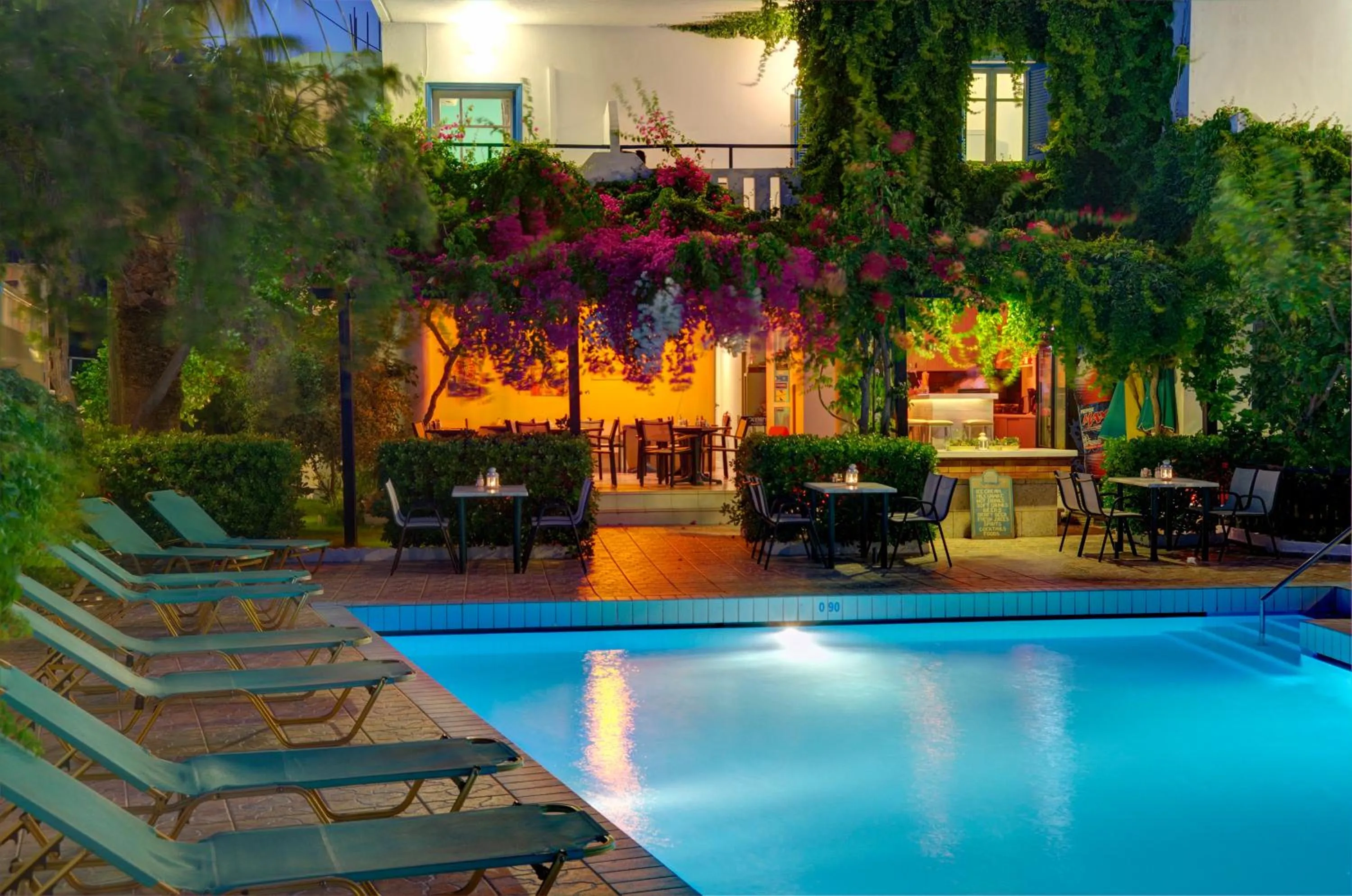 Bedroom in Costas & Chrysoula