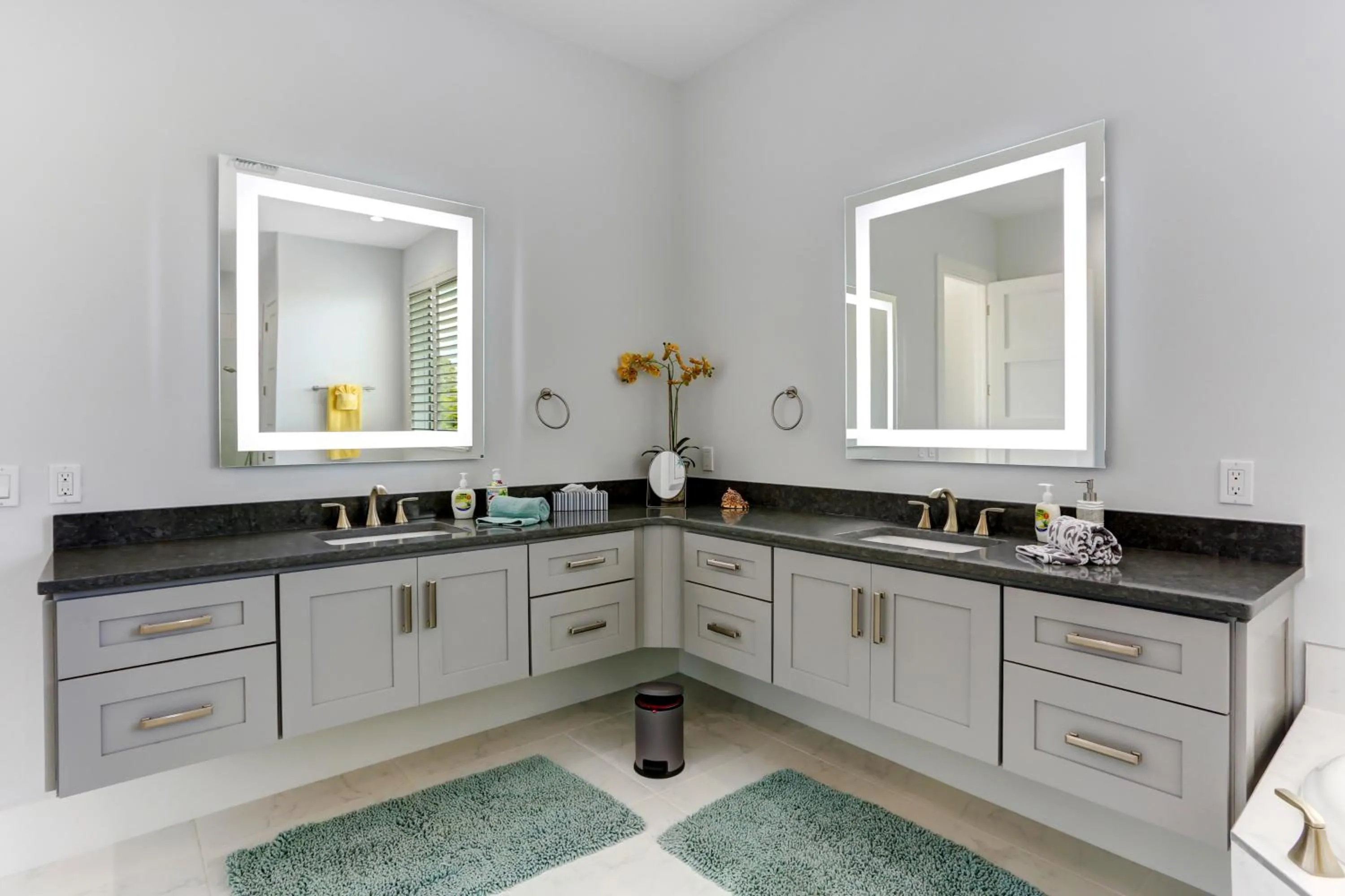 Bathroom in Villa Bequia