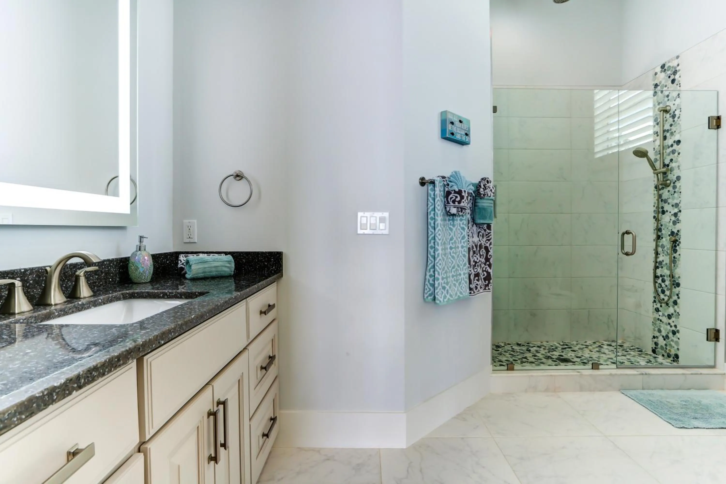 Bathroom in Villa Bequia