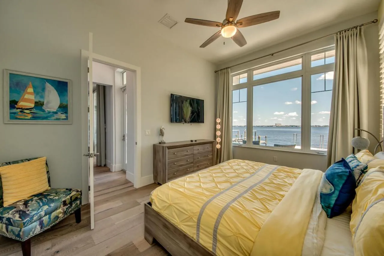 Bed in Villa Bequia