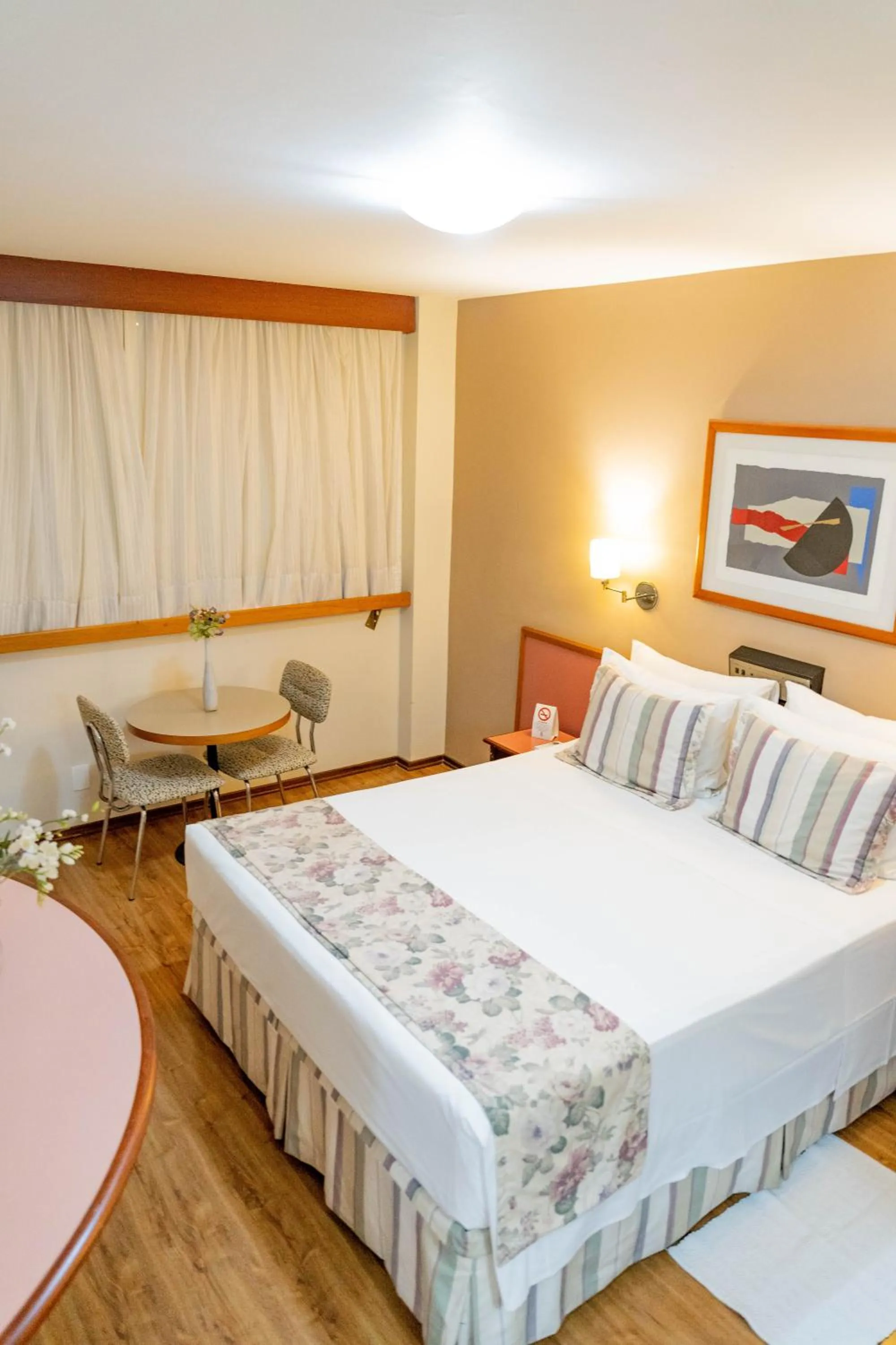 Bed in Black Stream Hotel