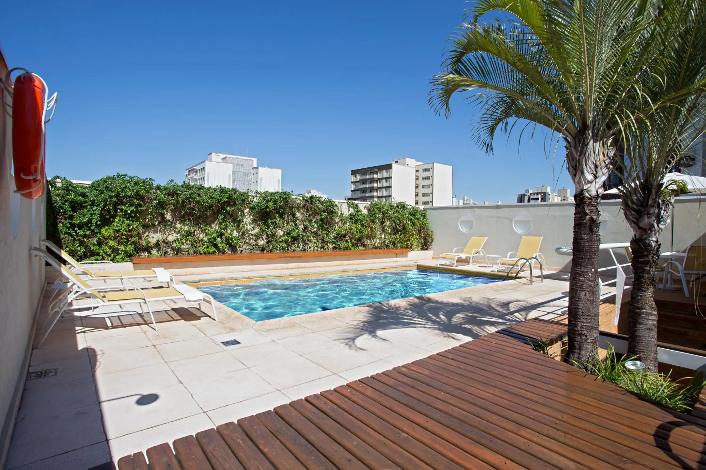 Day in Black Stream Hotel Day in Black Stream Hotel