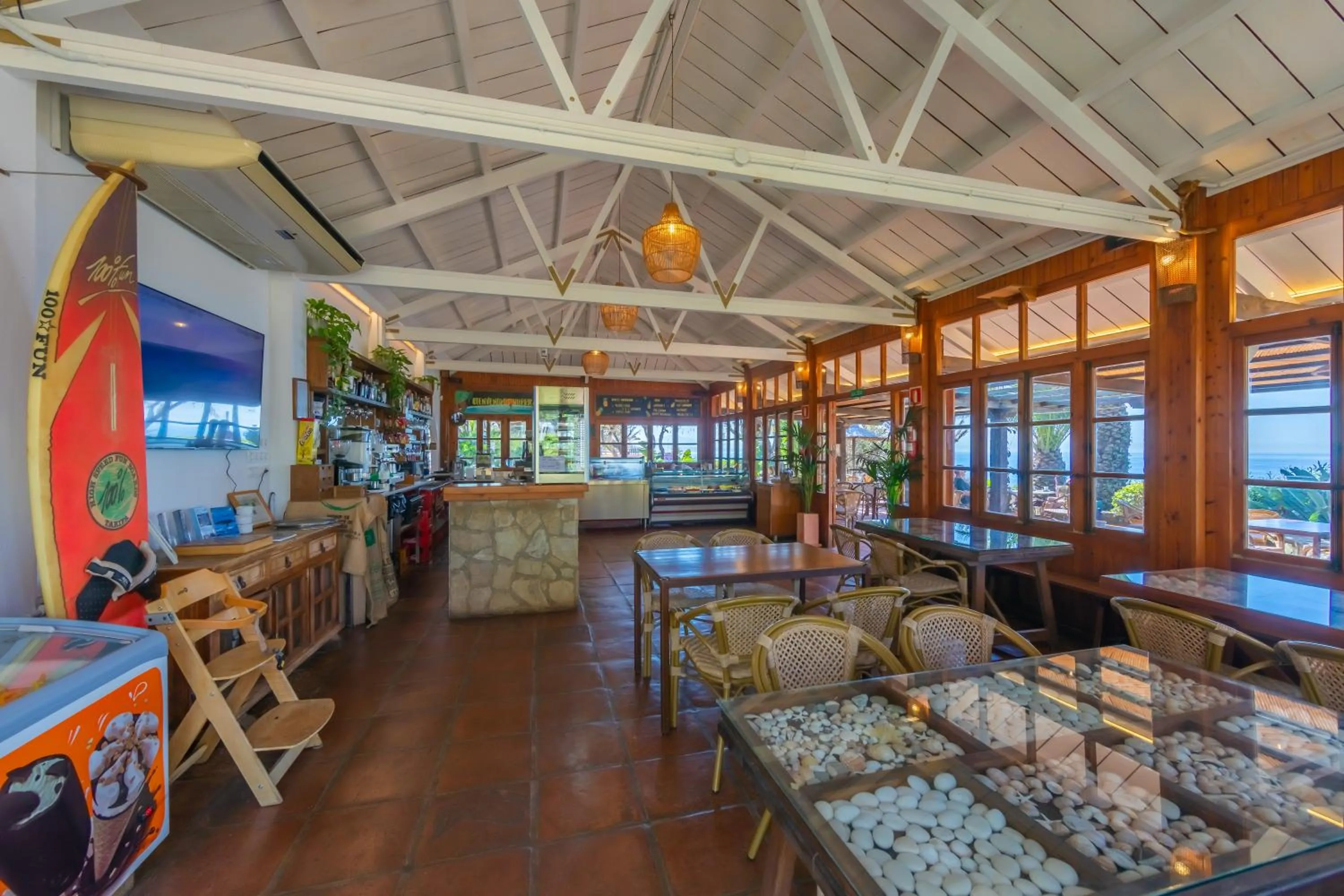 Lunch in Hurricane Beach Hotel