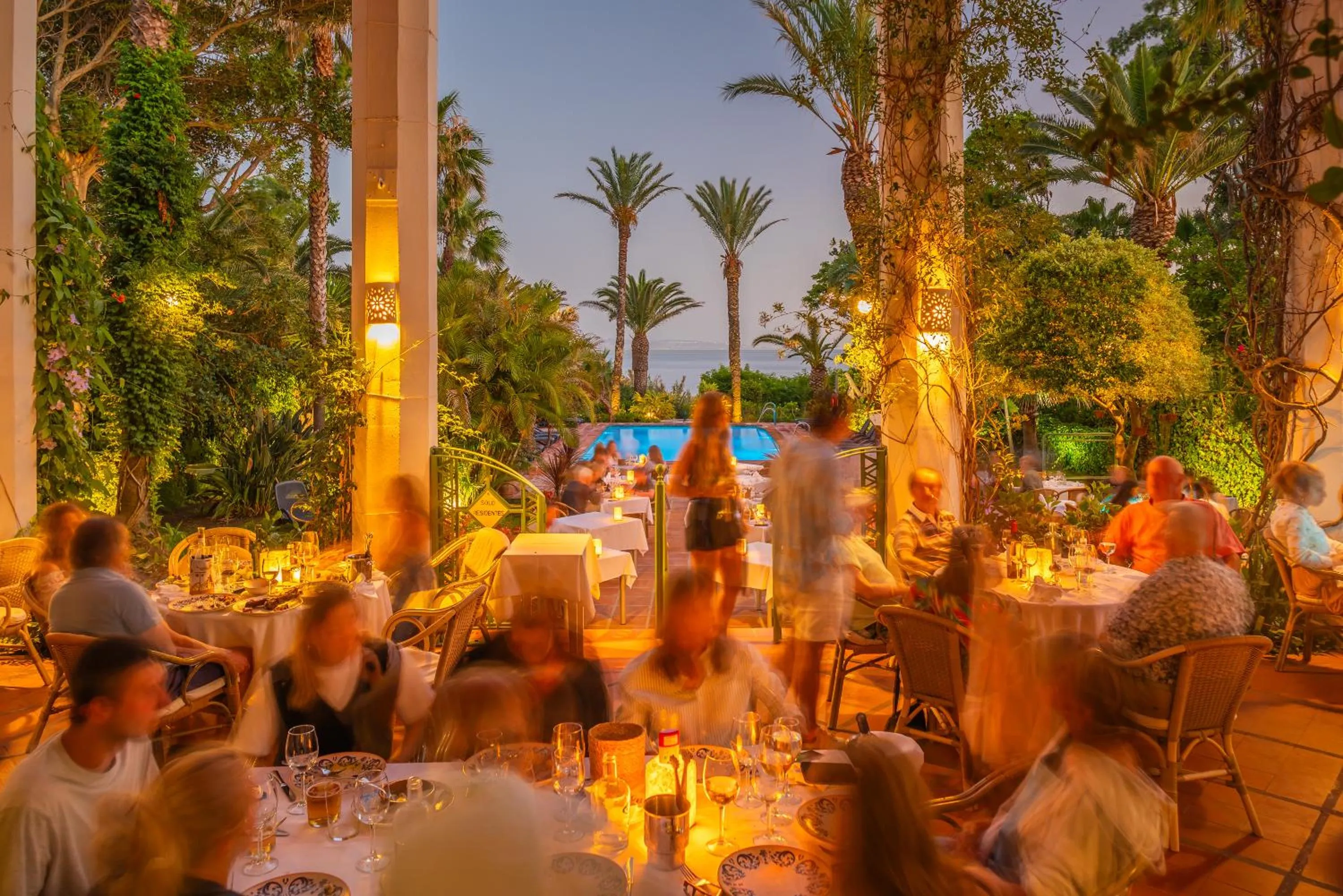 Restaurant/places to eat in Hurricane Beach Hotel