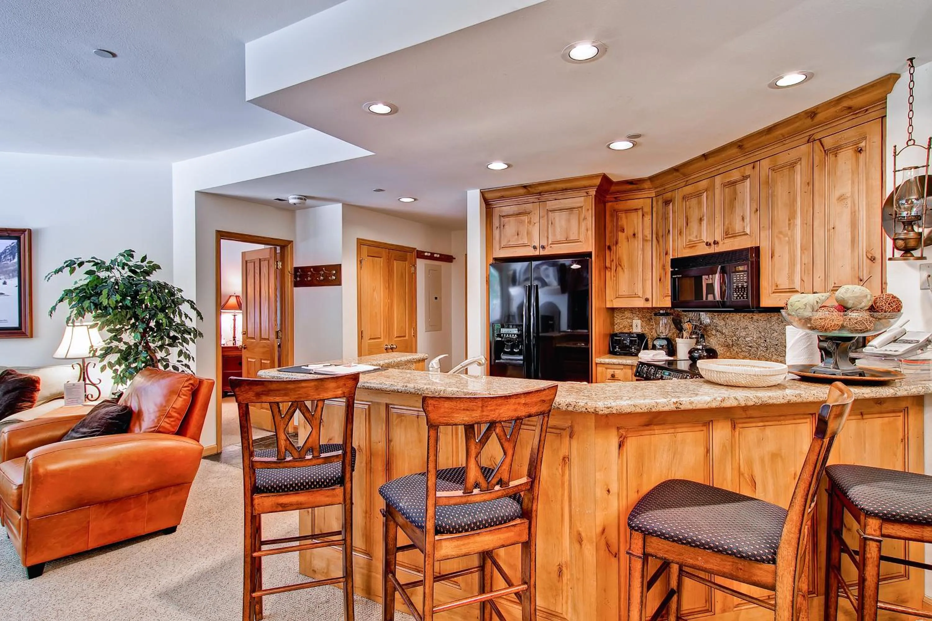 Lounge/Bar in Highlands Lodge #107