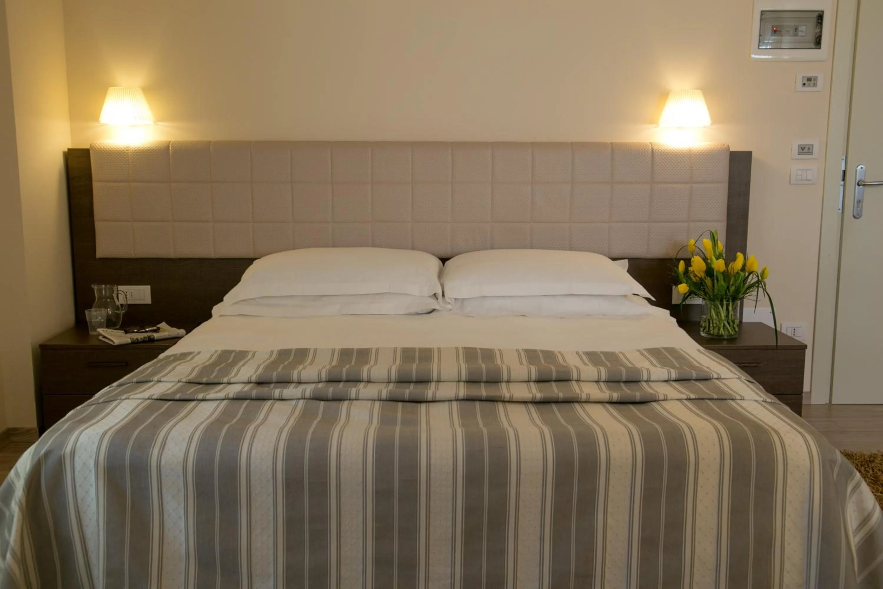 Bed in Hotel Calinferno