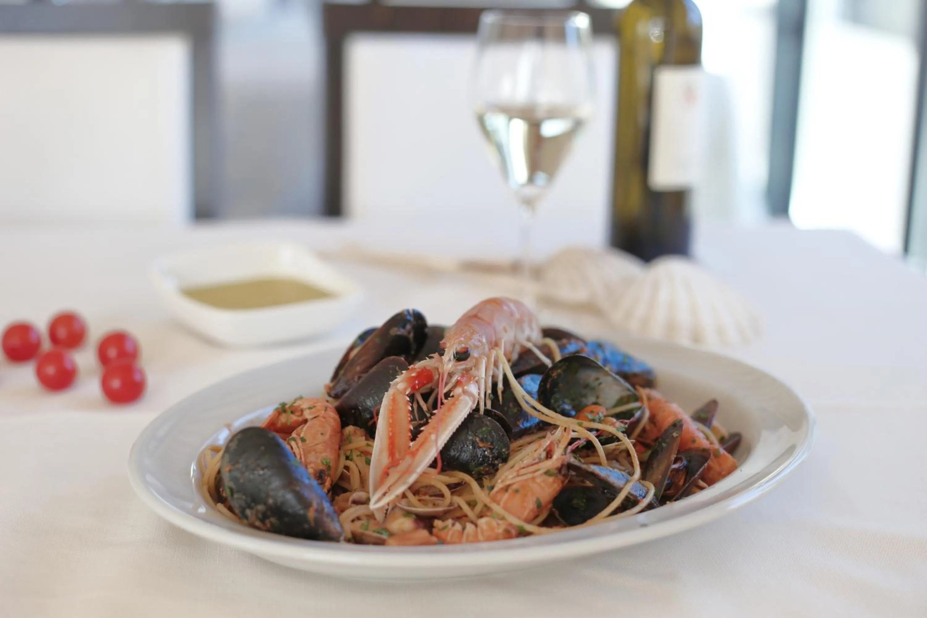 Restaurant/places to eat in Hotel Calinferno