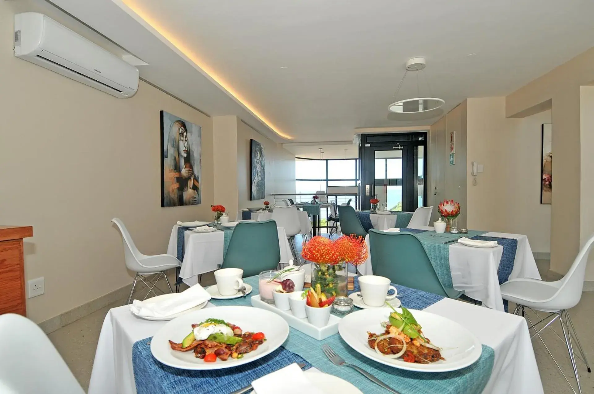 Restaurant/places to eat in 7 on Marine Restaurant/places to eat in 7 on Marine