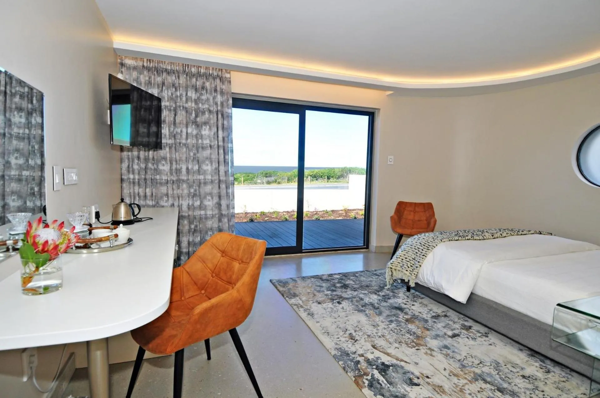 Sea view, Bed in 7 on Marine