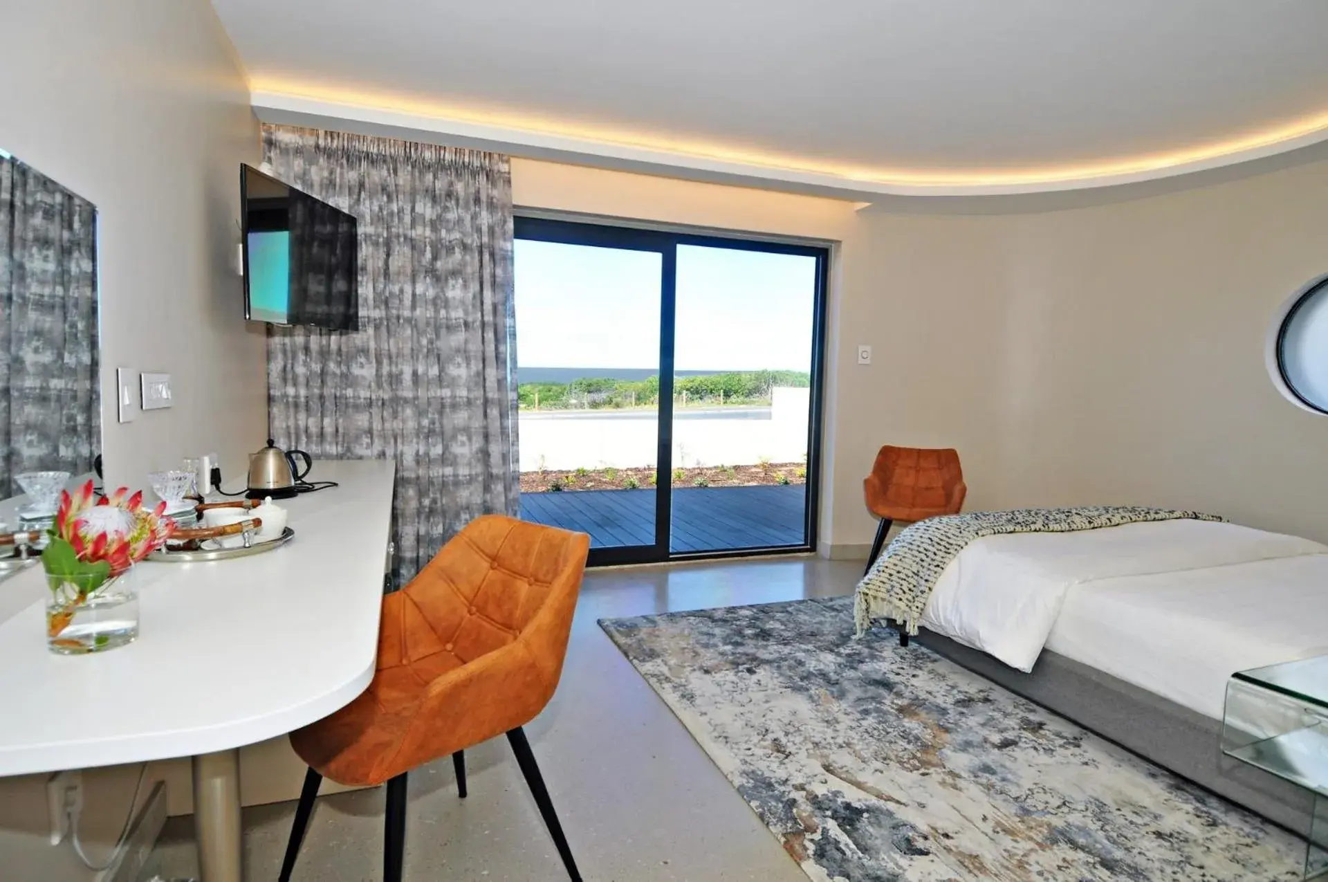 Sea view, Bed in 7 on Marine Sea view, Bed in 7 on Marine