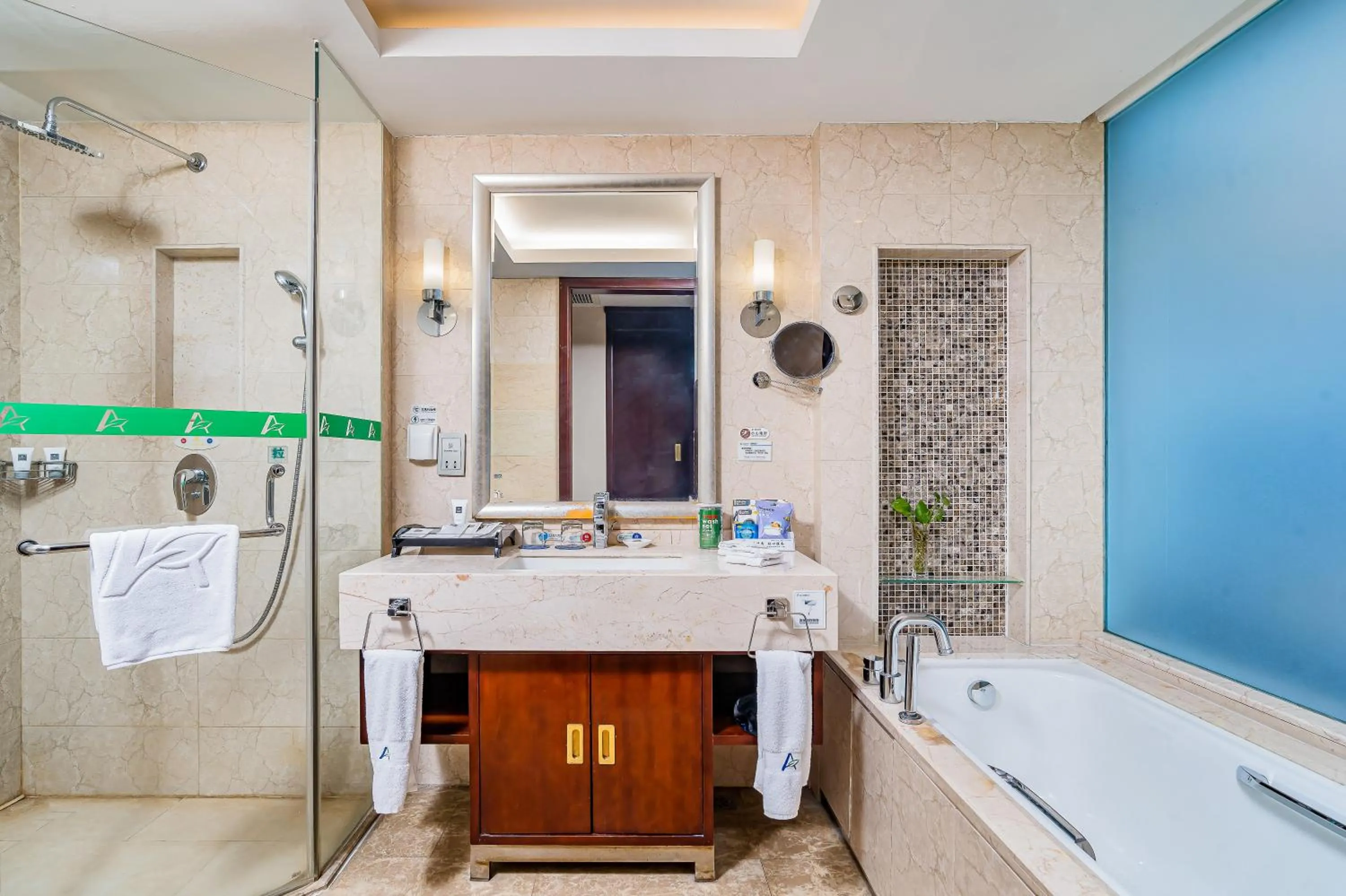 Langfang Arcadia International Hotel