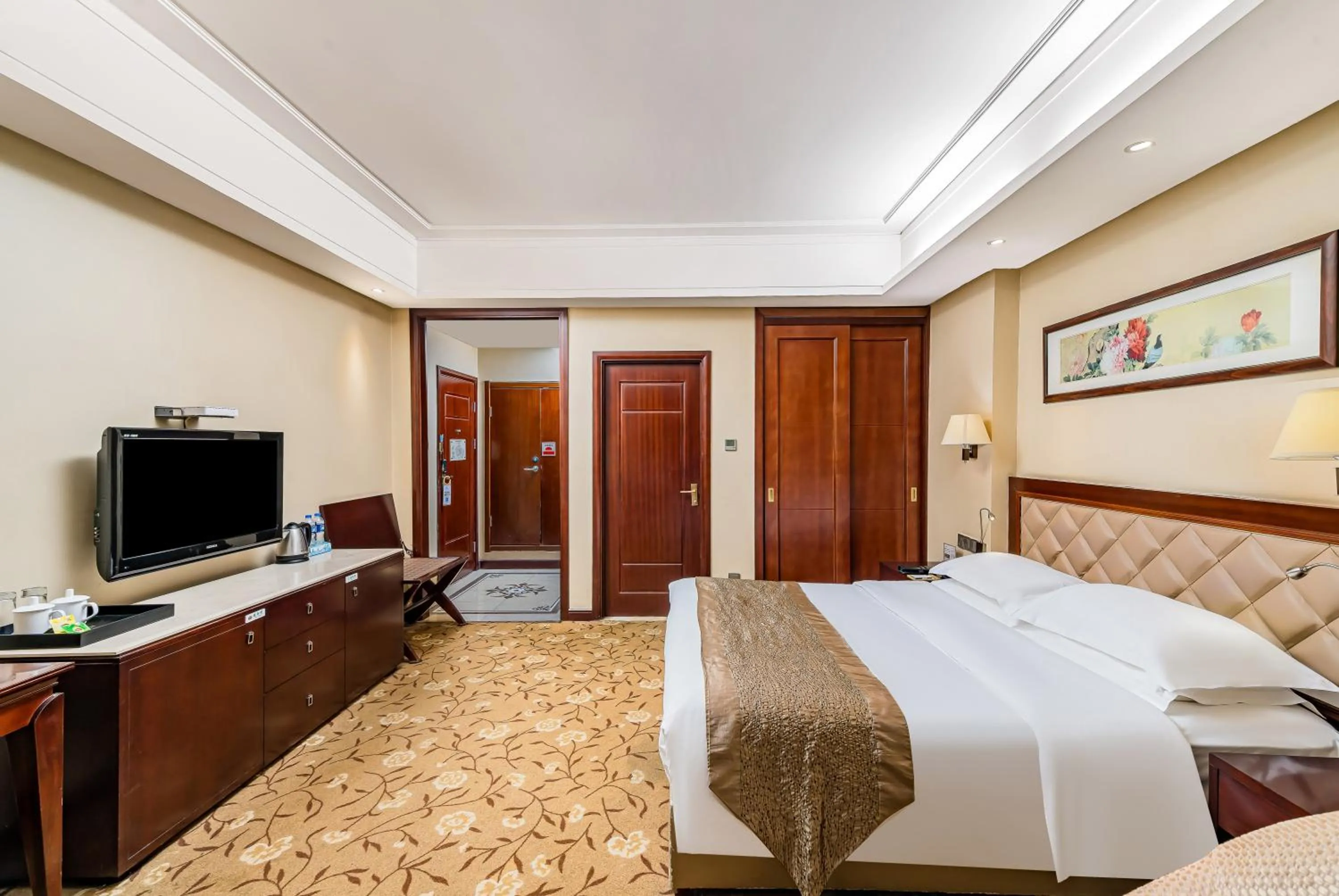 Bed in Langfang Arcadia International Hotel