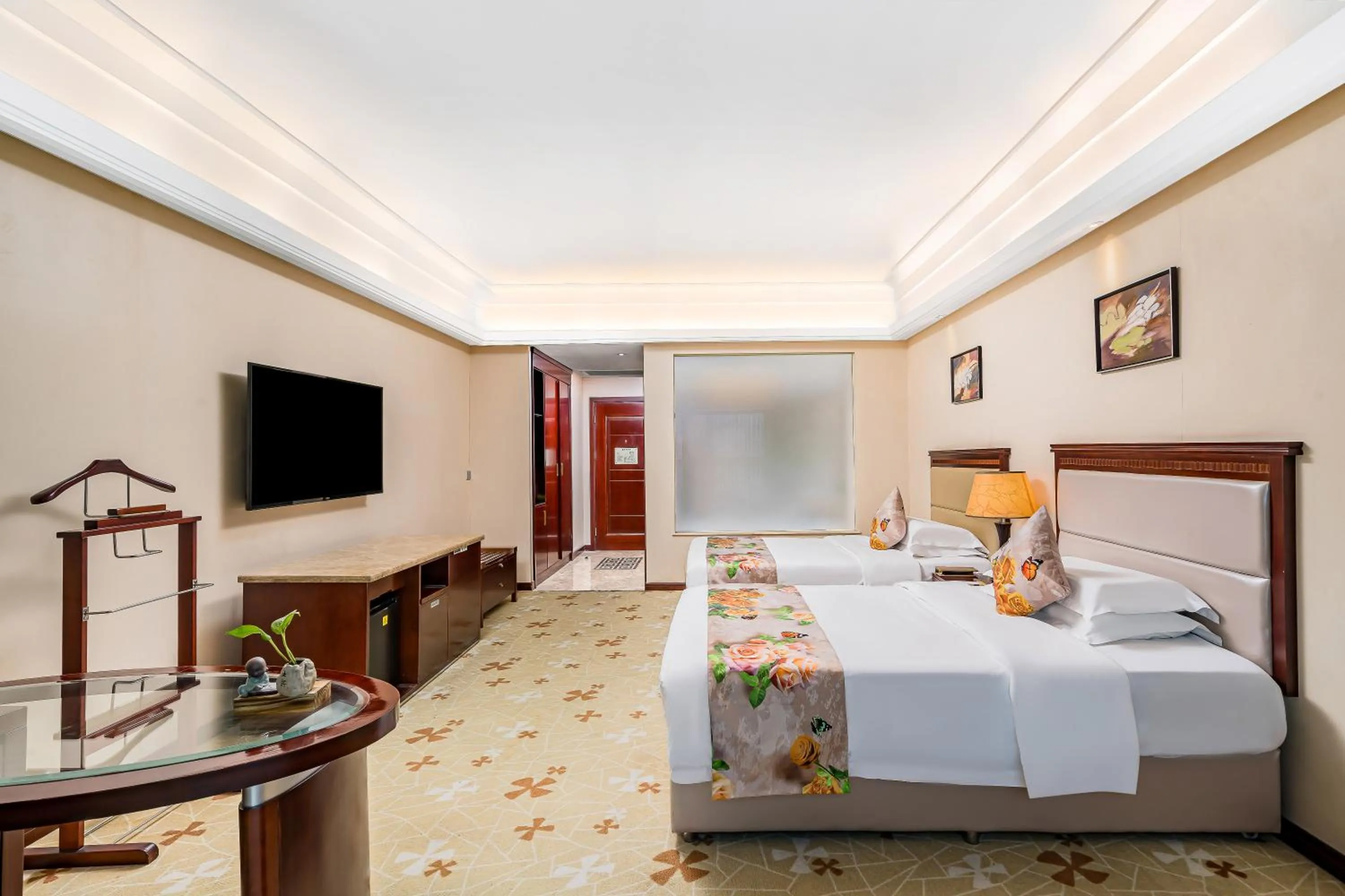 Bed in Langfang Arcadia International Hotel