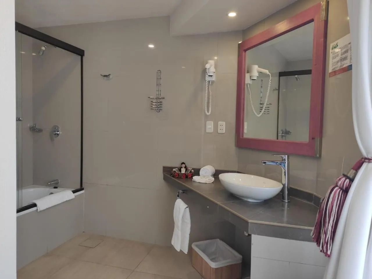 Bathroom in Hotel Rosario Lago Titicaca