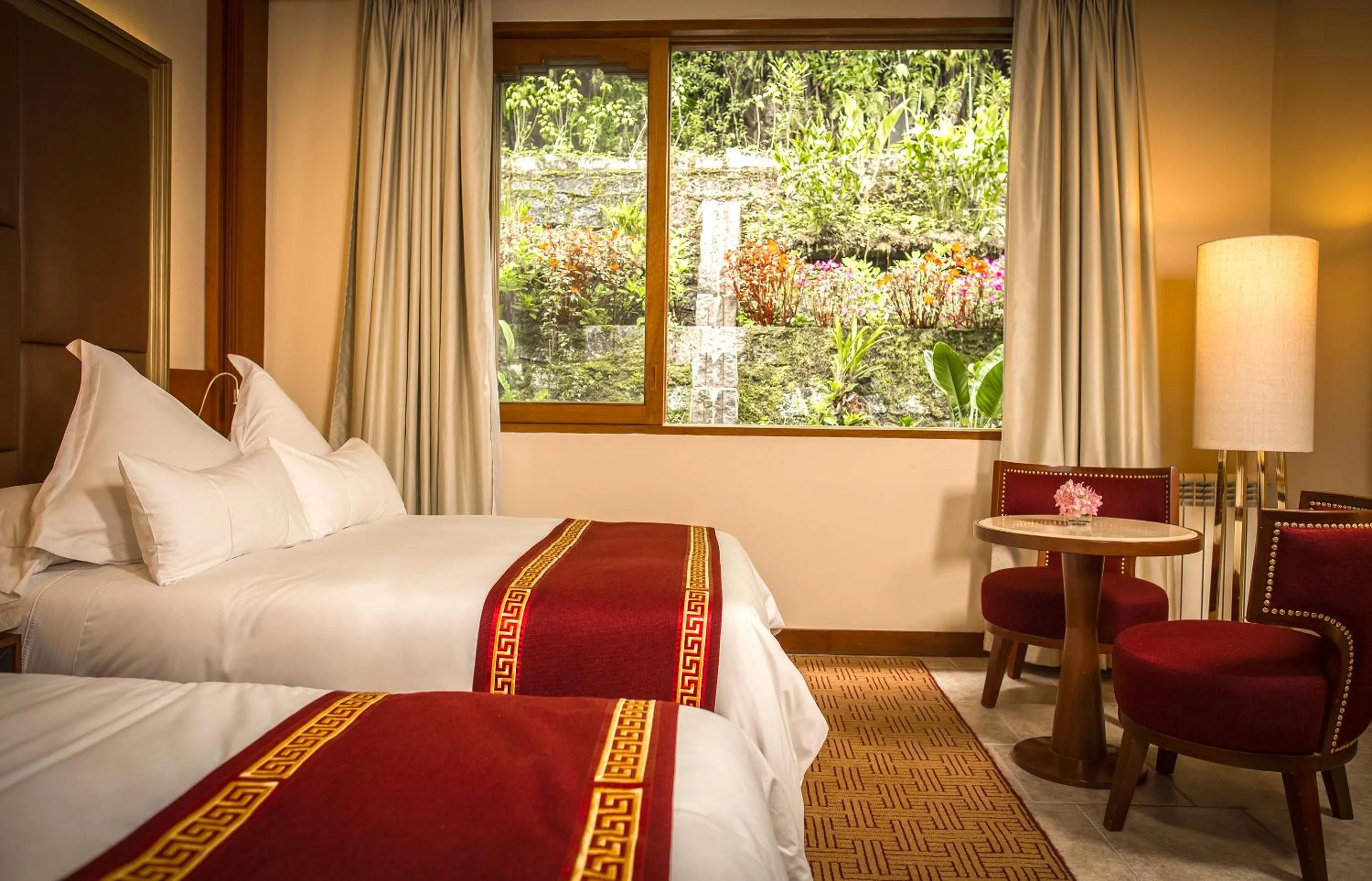 Garden view, Bed in Sumaq Machu Picchu Hotel