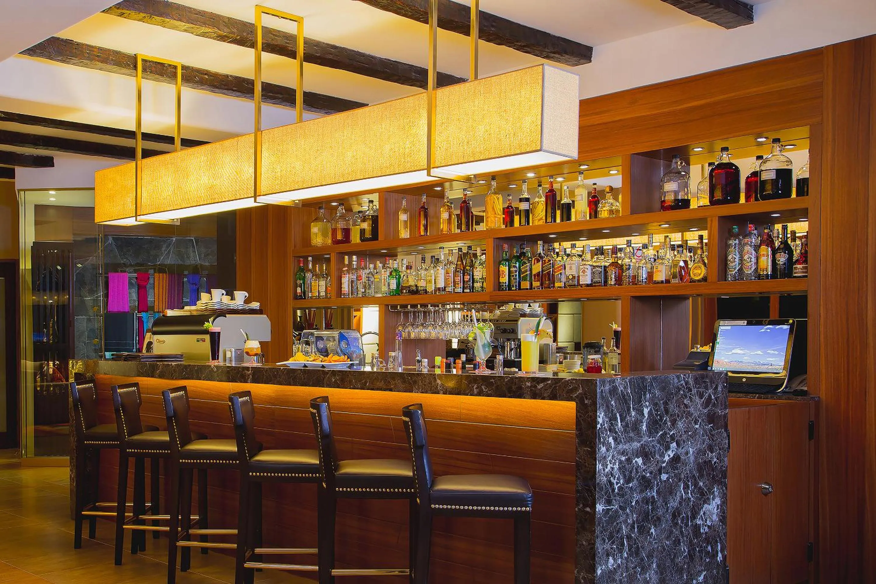 Lounge or bar in Sumaq Machu Picchu Hotel