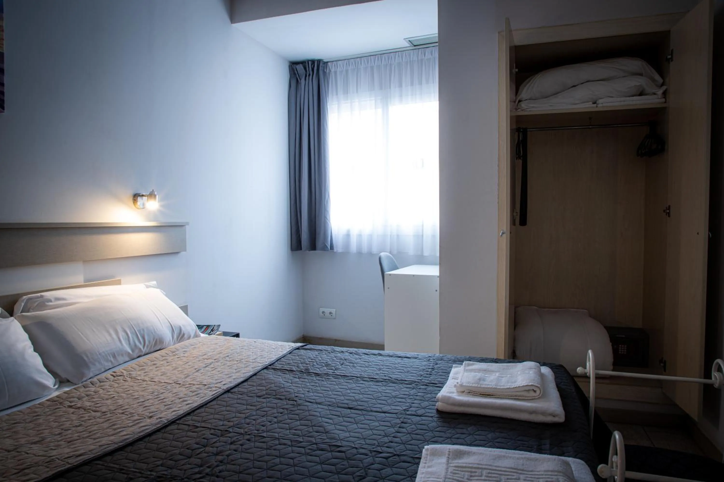 Bed in Apartamentos Comfort Calella