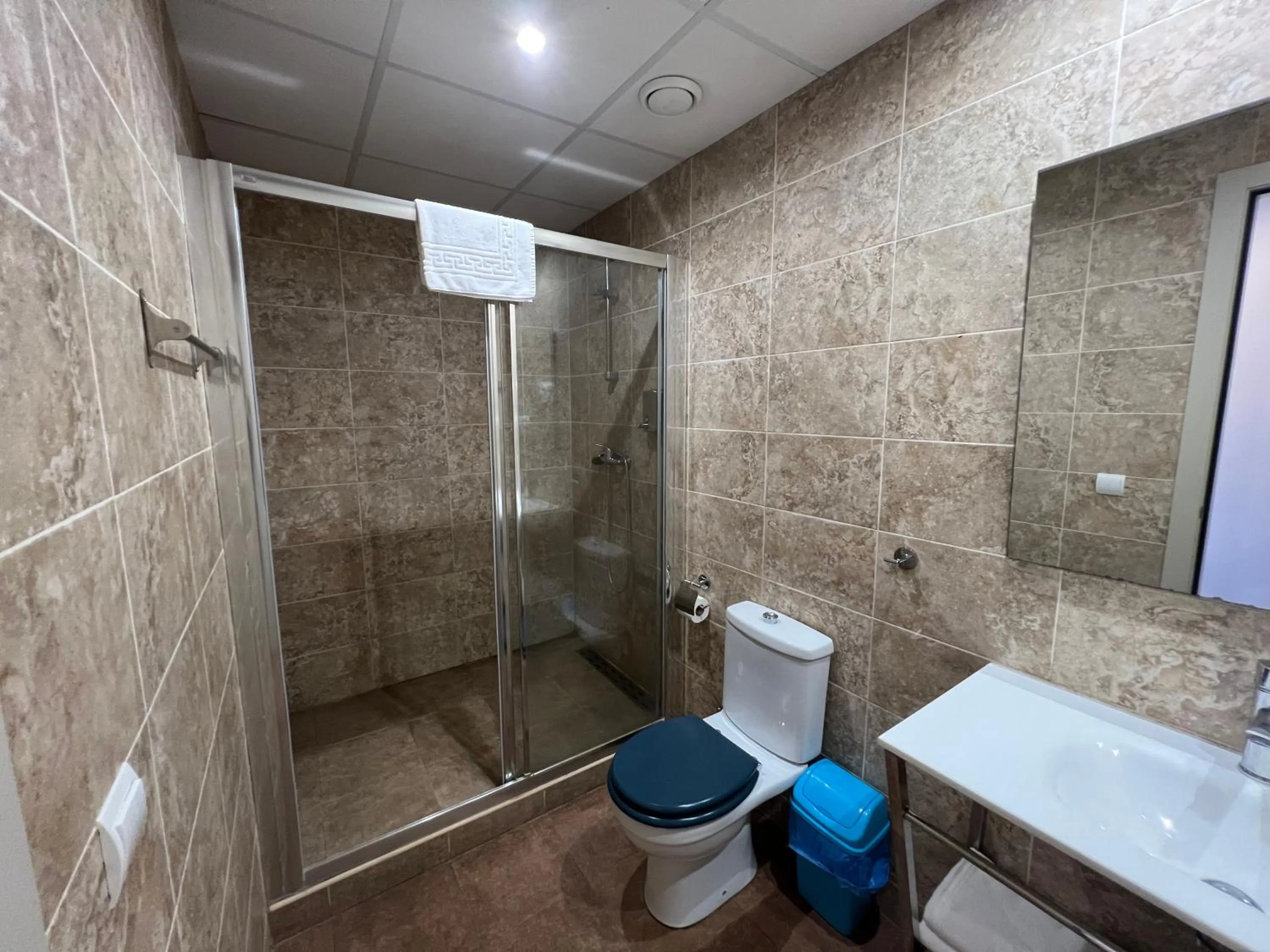 Bathroom in Apartamentos Comfort Calella