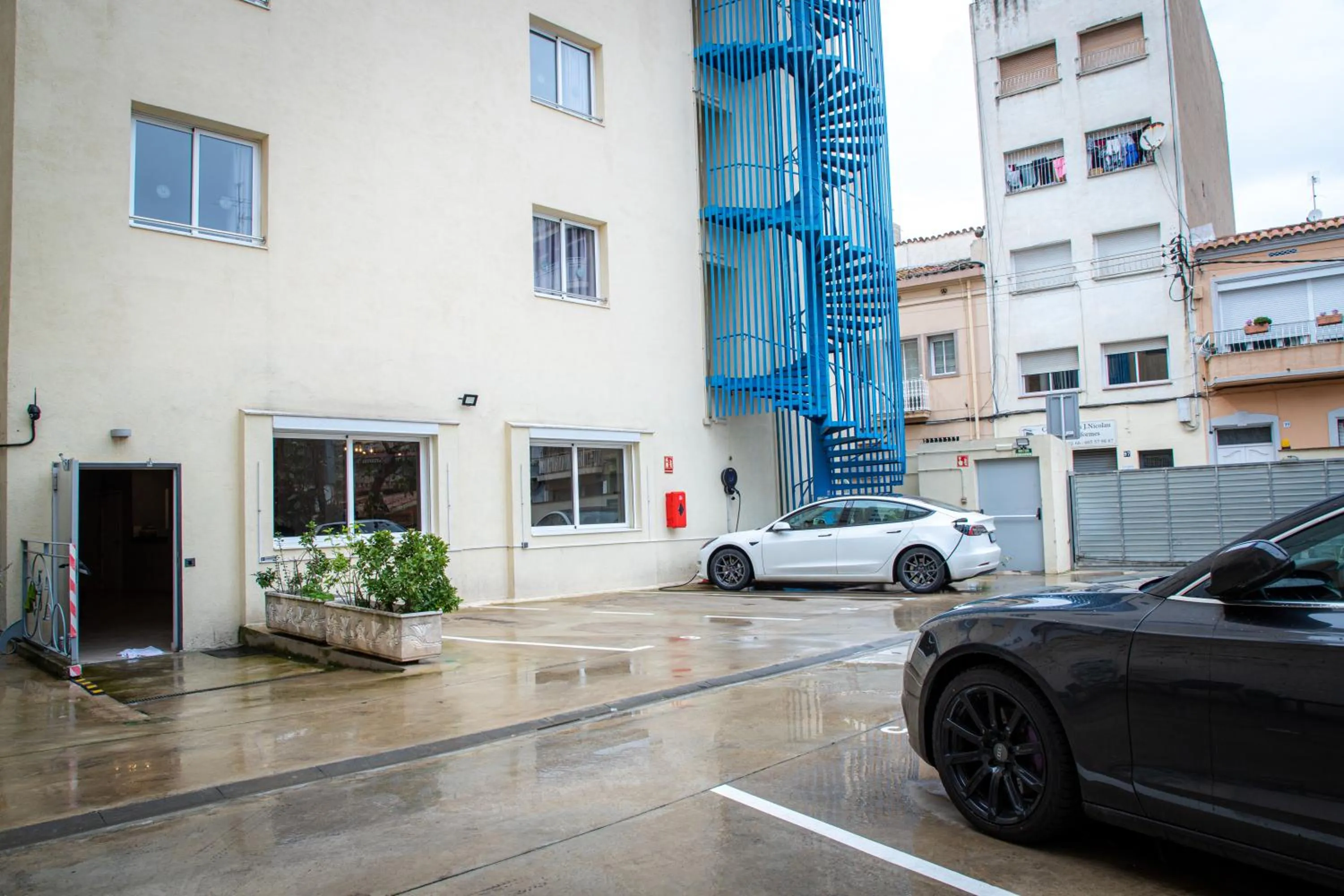 Property building in Apartamentos Comfort Calella