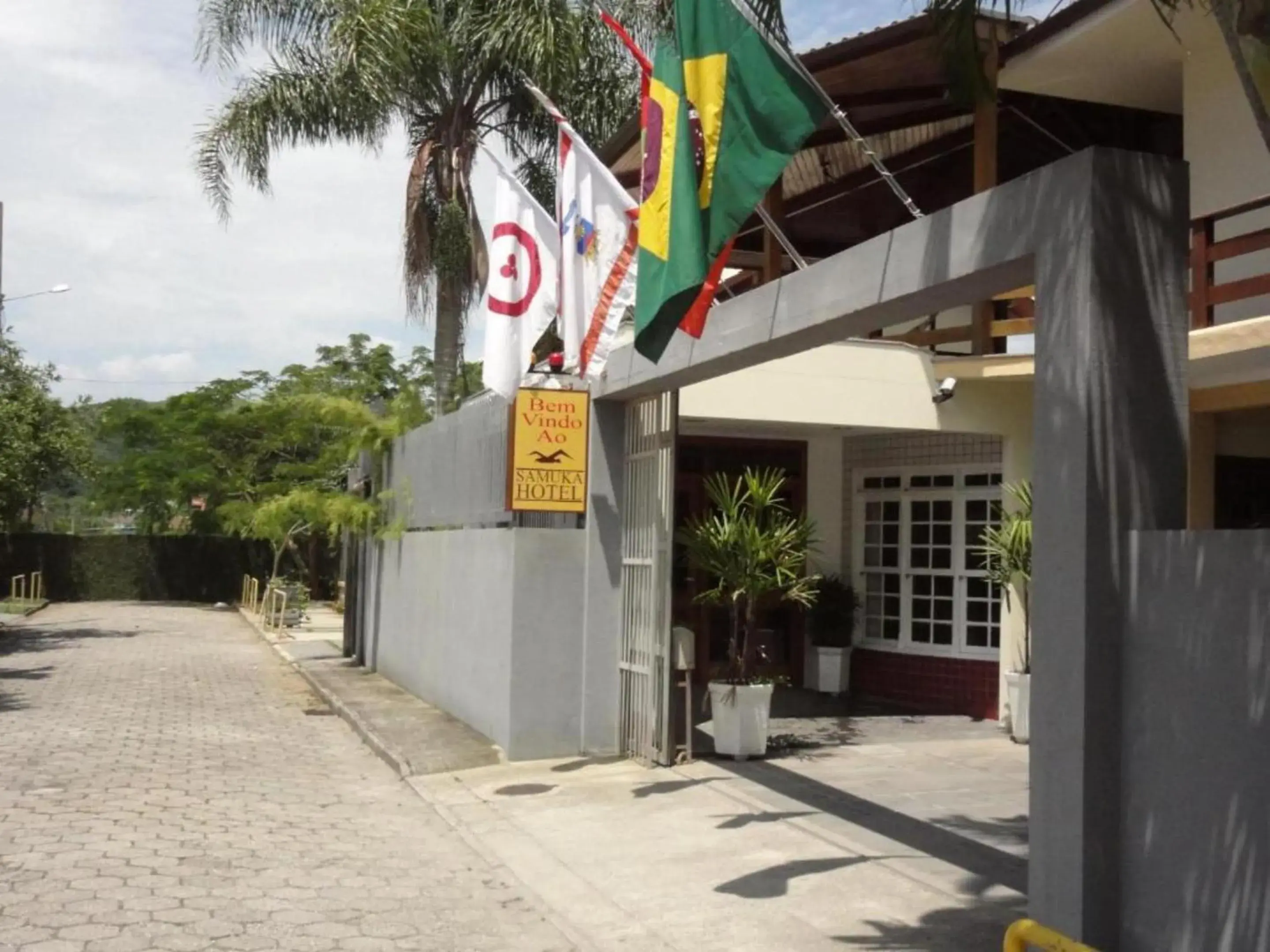 Facade/entrance in VOA Samuka Hotel Facade/entrance in VOA Samuka Hotel