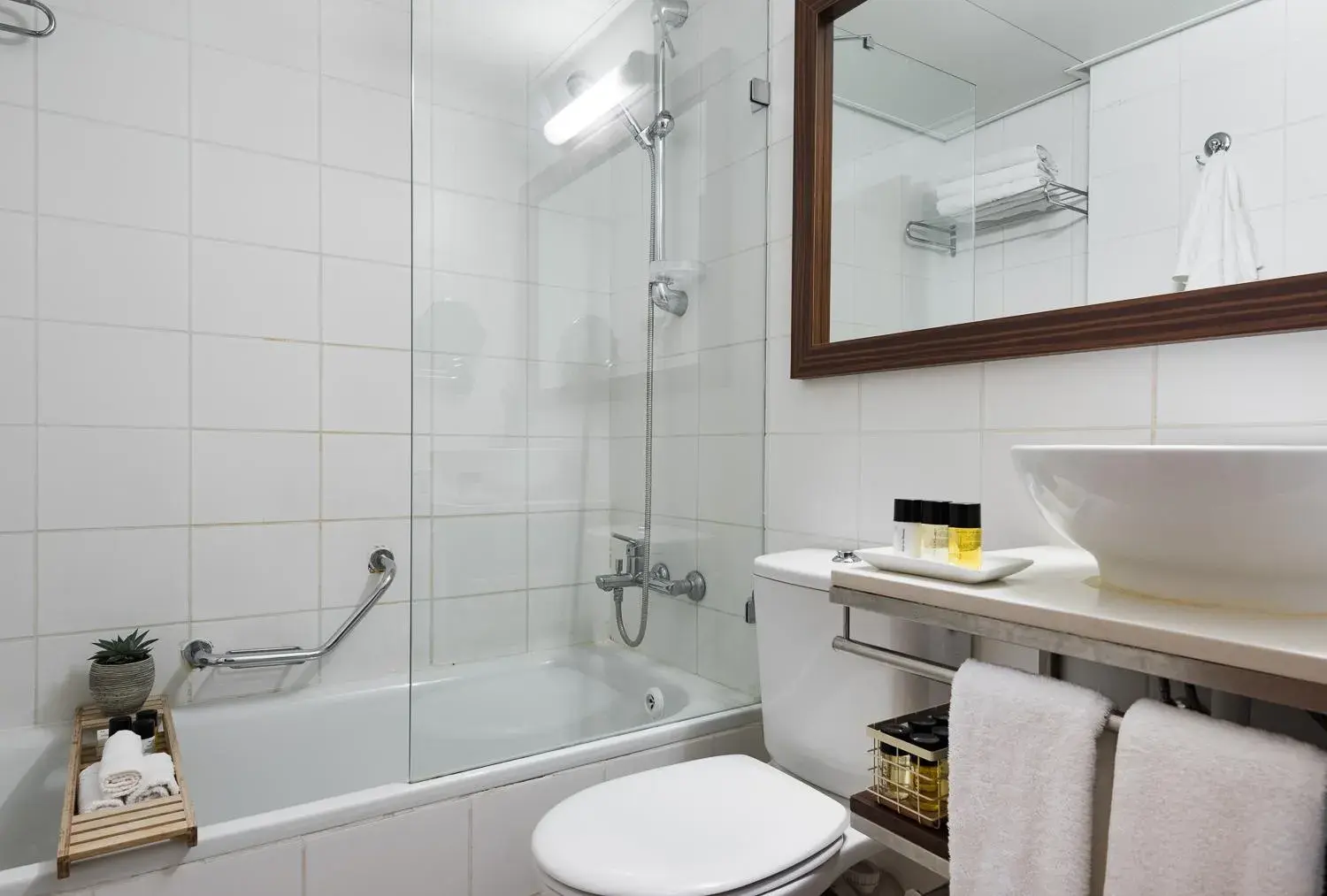 Bathroom in Prima Royale Hotel Bathroom in Prima Royale Hotel