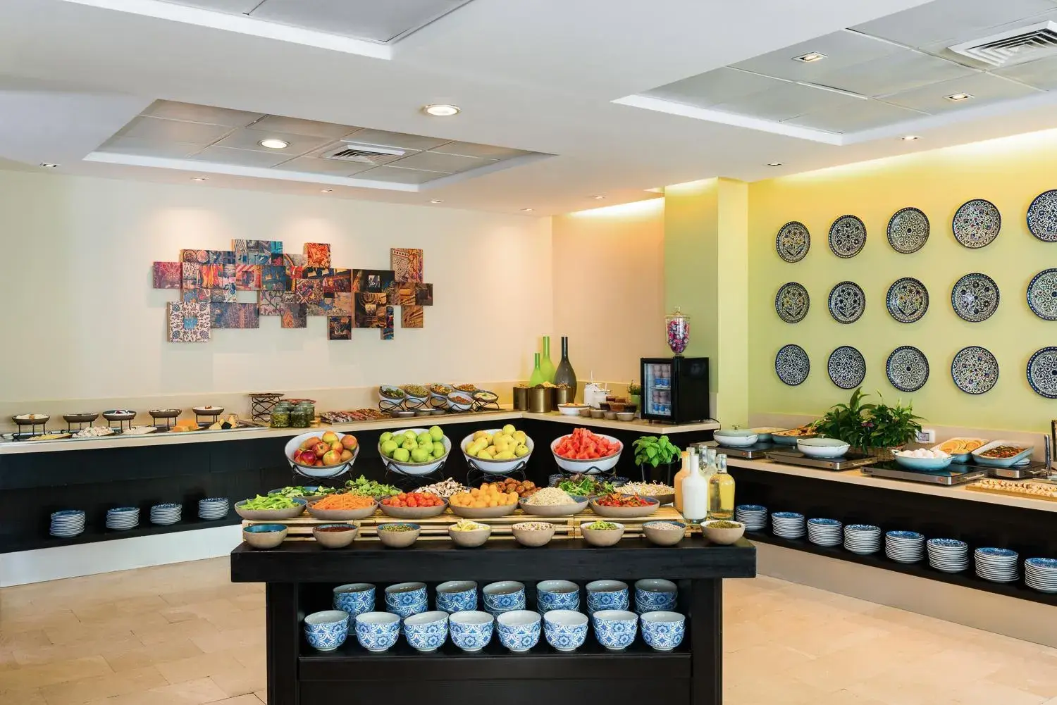 Breakfast in Prima Royale Hotel Breakfast in Prima Royale Hotel