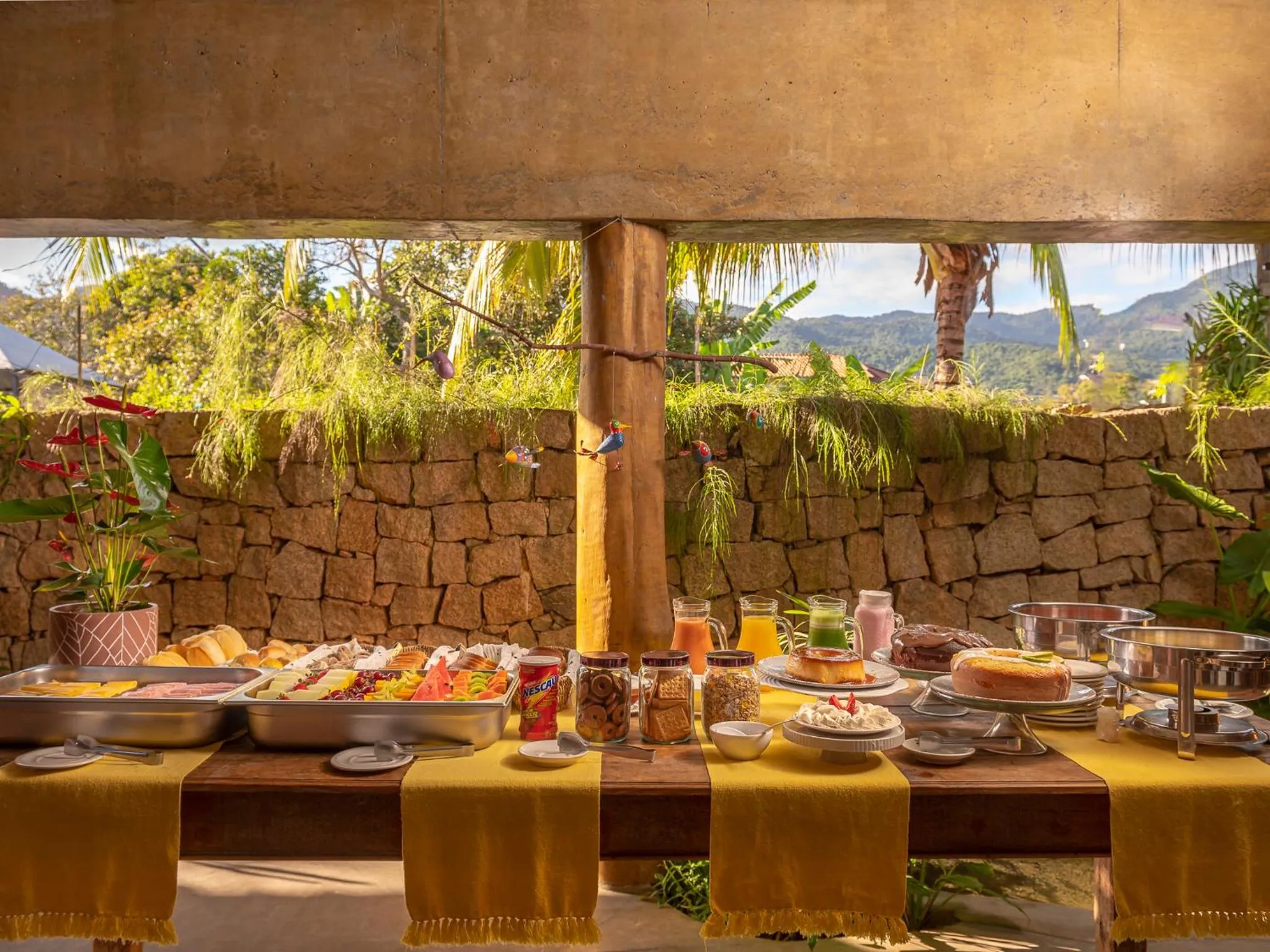 Restaurant/places to eat in Pousada Atiaia