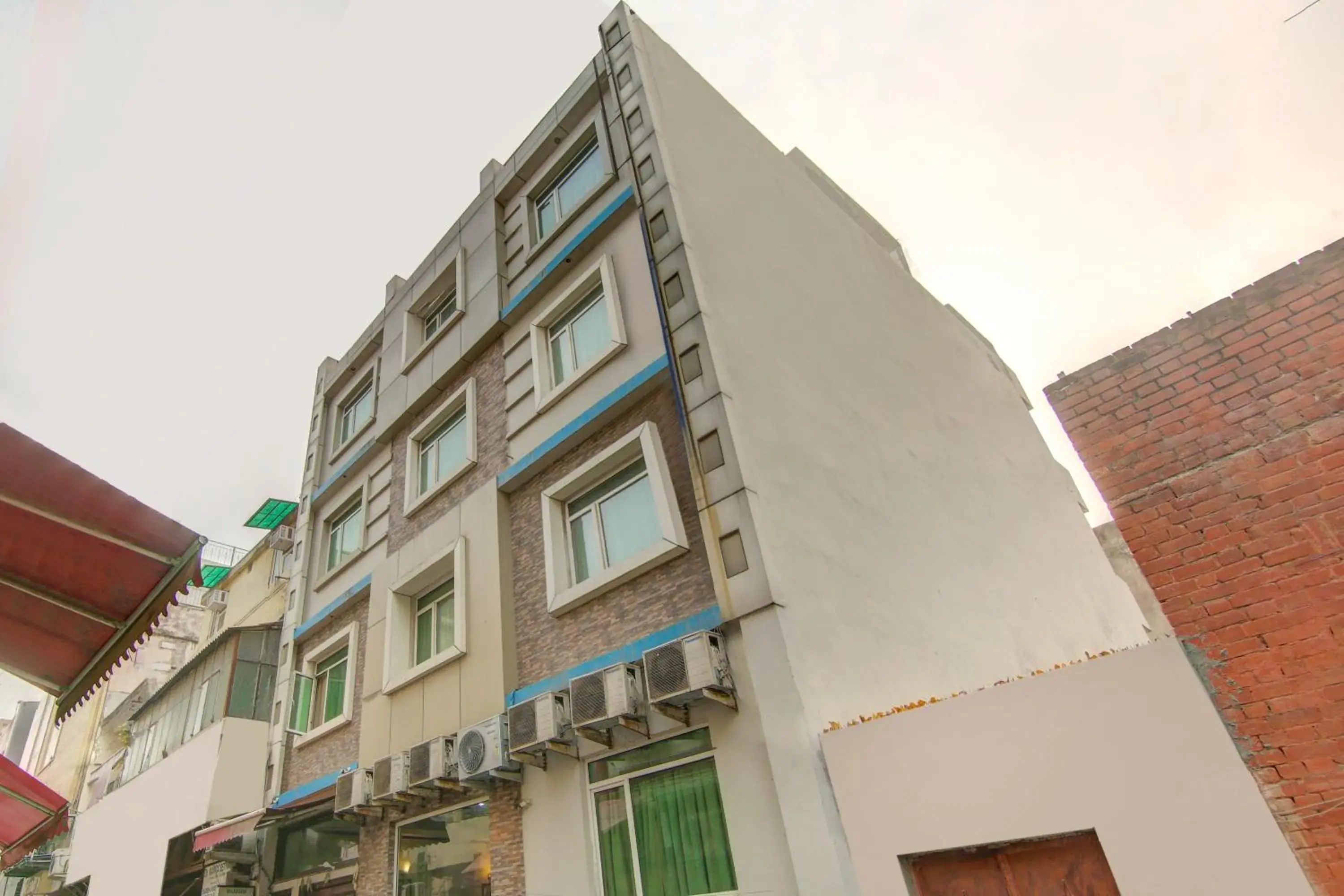 Property building in Treebo Rockwell Plaza Property building in Treebo Rockwell Plaza