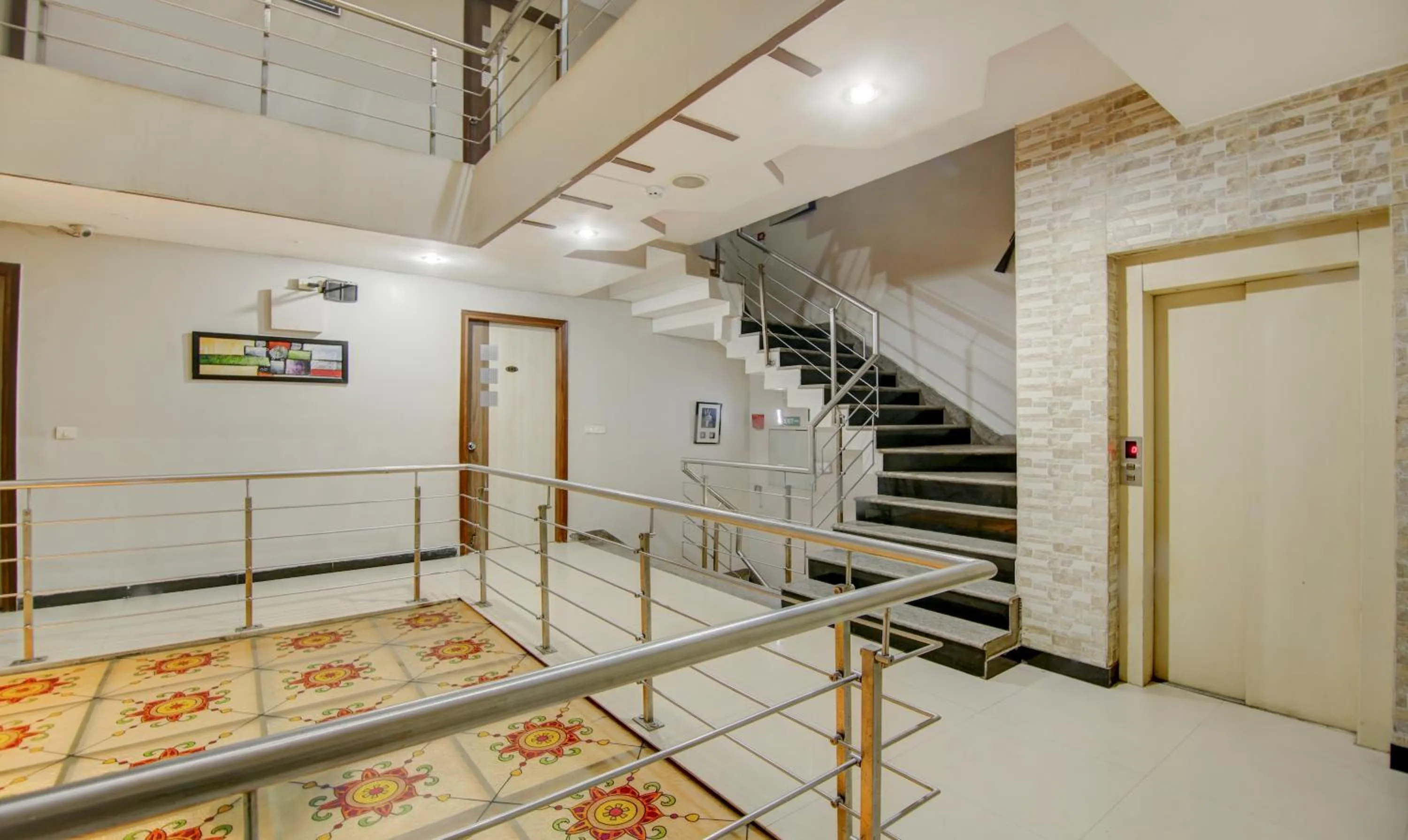 Lobby or reception in Treebo Rockwell Plaza