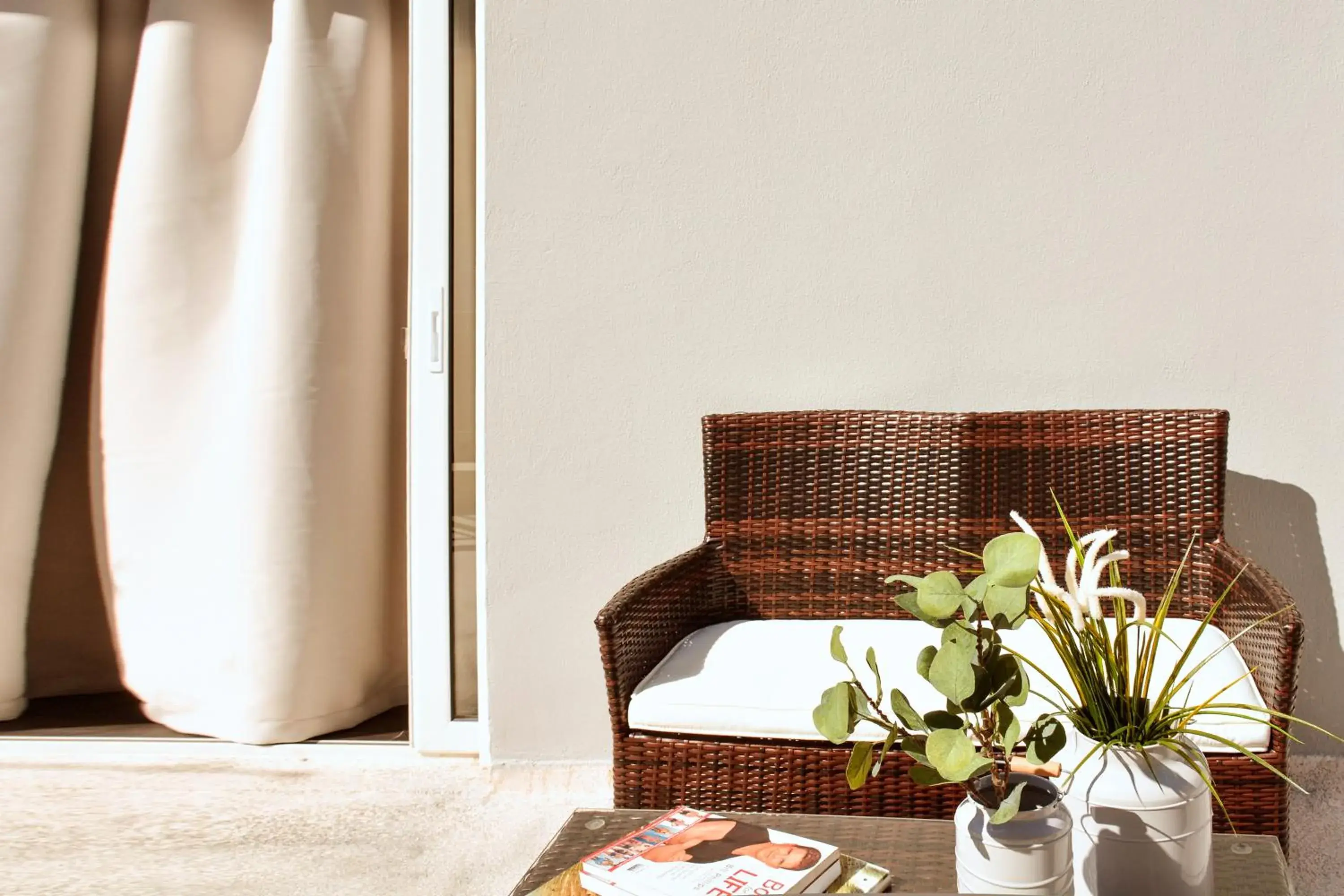 One-Bedroom Apartment in Athens Connection Apartments One-Bedroom Apartment in Athens Connection Apartments