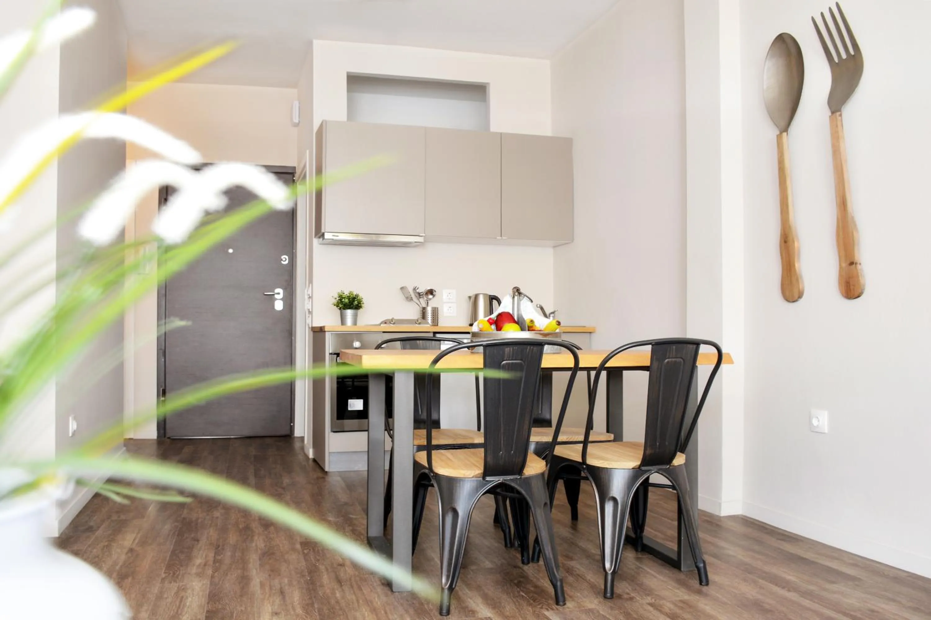Kitchen or kitchenette in Athens Connection Apartments