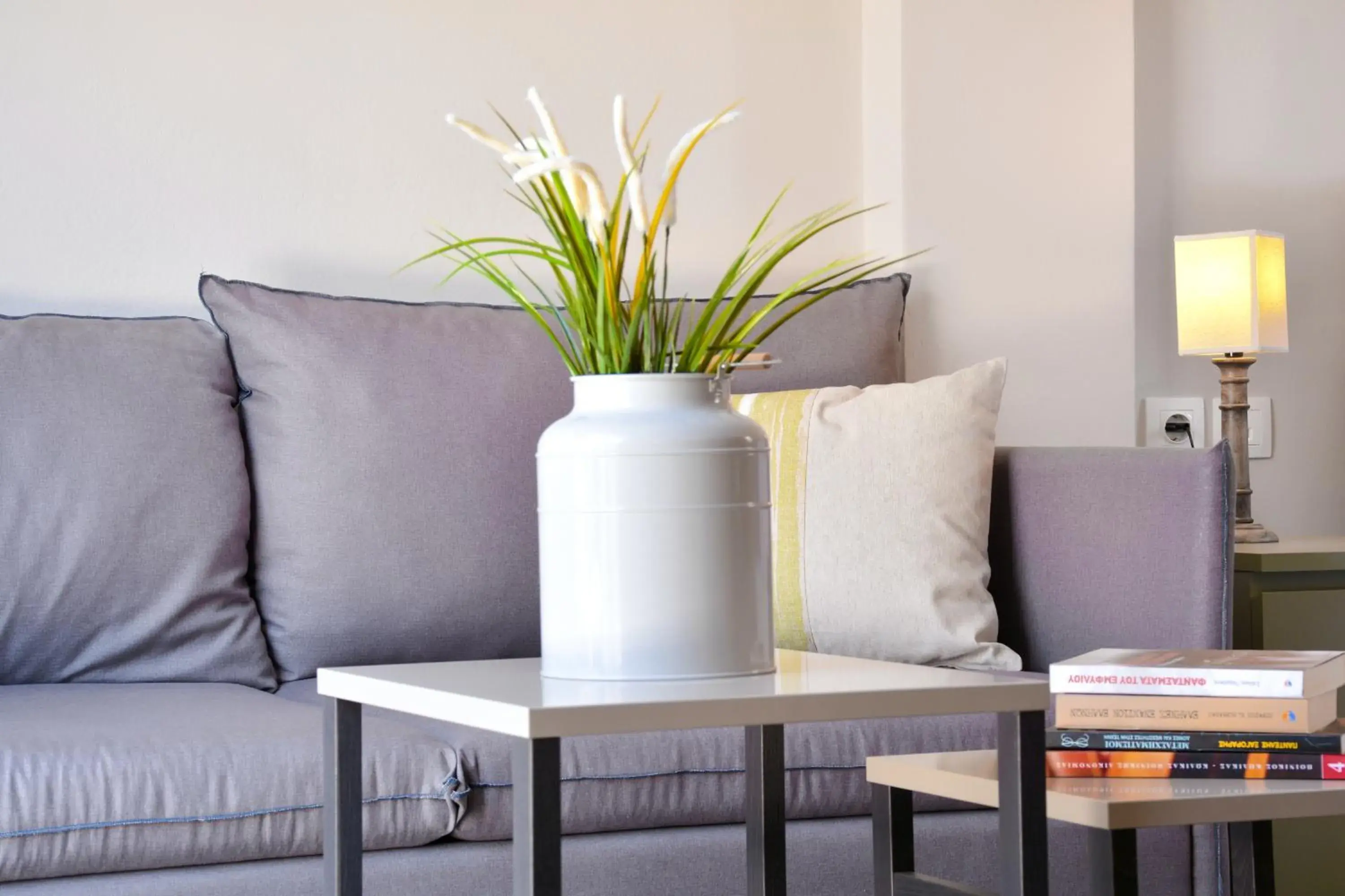 Double Room with Seating Area in Athens Connection Apartments Double Room with Seating Area in Athens Connection Apartments