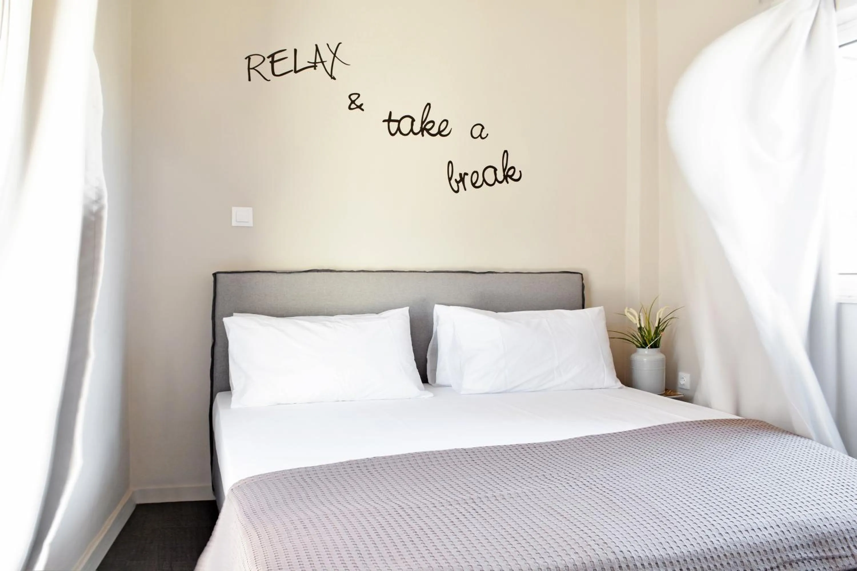 Bedroom, Bed in Athens Connection Apartments